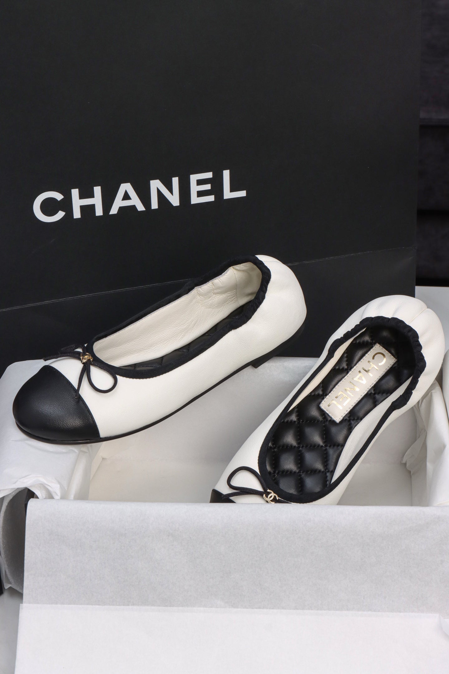 CC 26s Elasticated Ballerinas Black White Leather 964703
