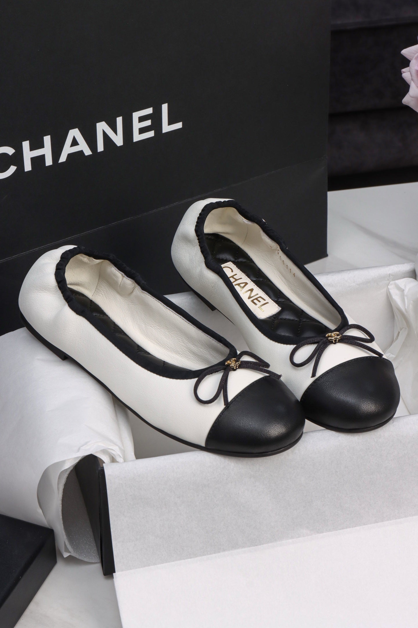 CC 26s Elasticated Ballerinas Black White Leather 964703
