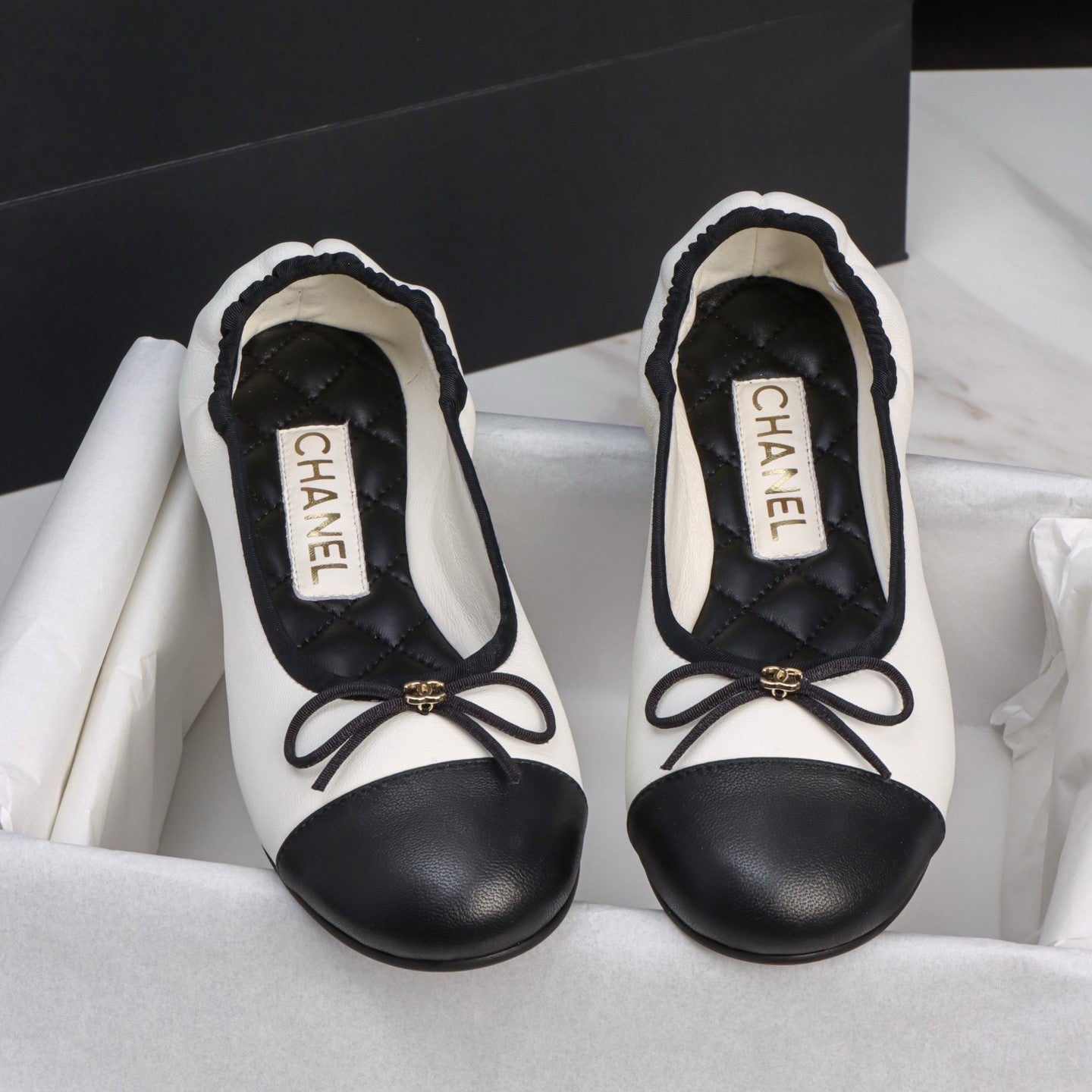 CC 26s Elasticated Ballerinas Black White Leather 964703