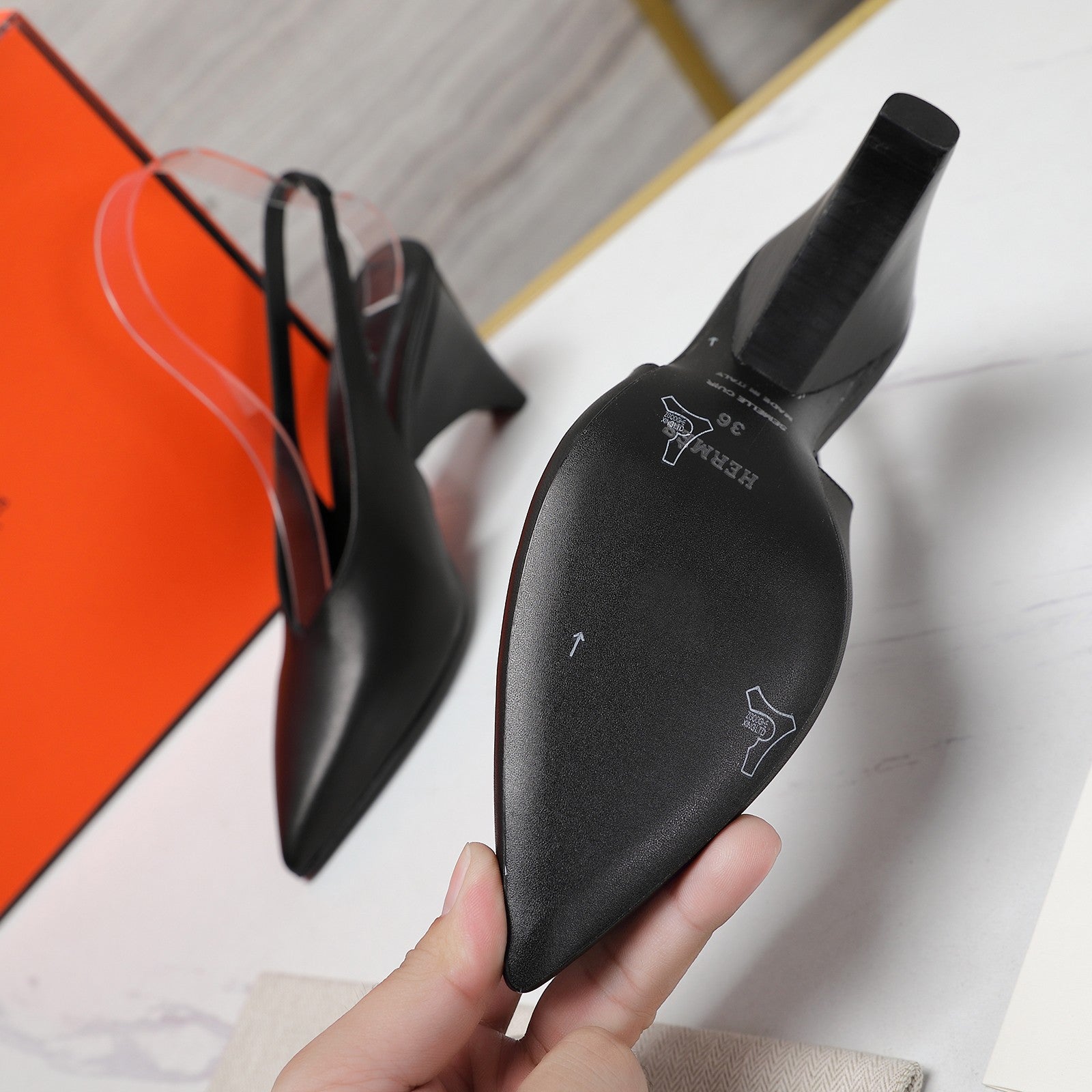 HM  Classic High-Heeled Slingback 70mm Black Sheepskin 547641