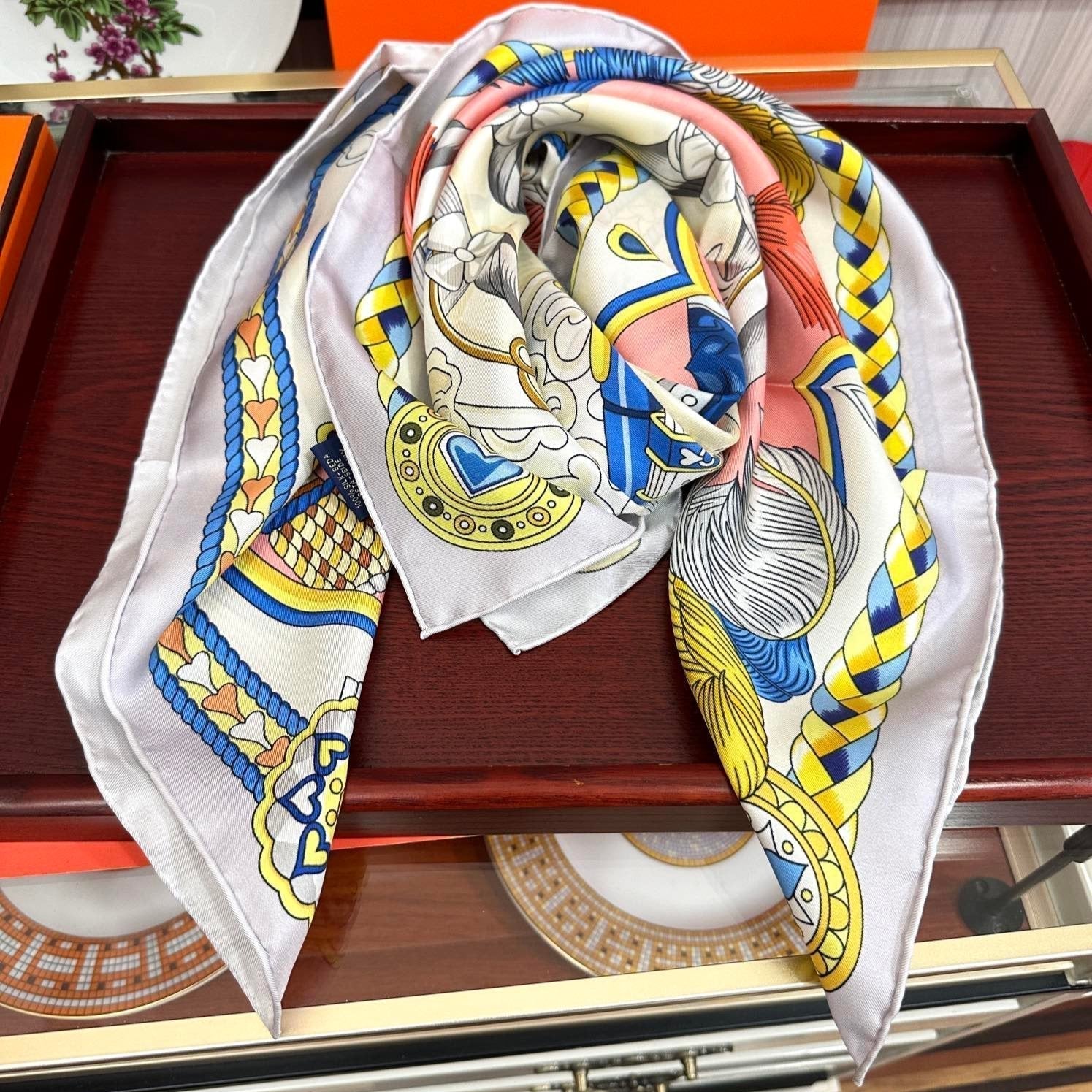 Carré Harnais De Cœur Scarf 90 CM In Pink Colorful Silk 306471