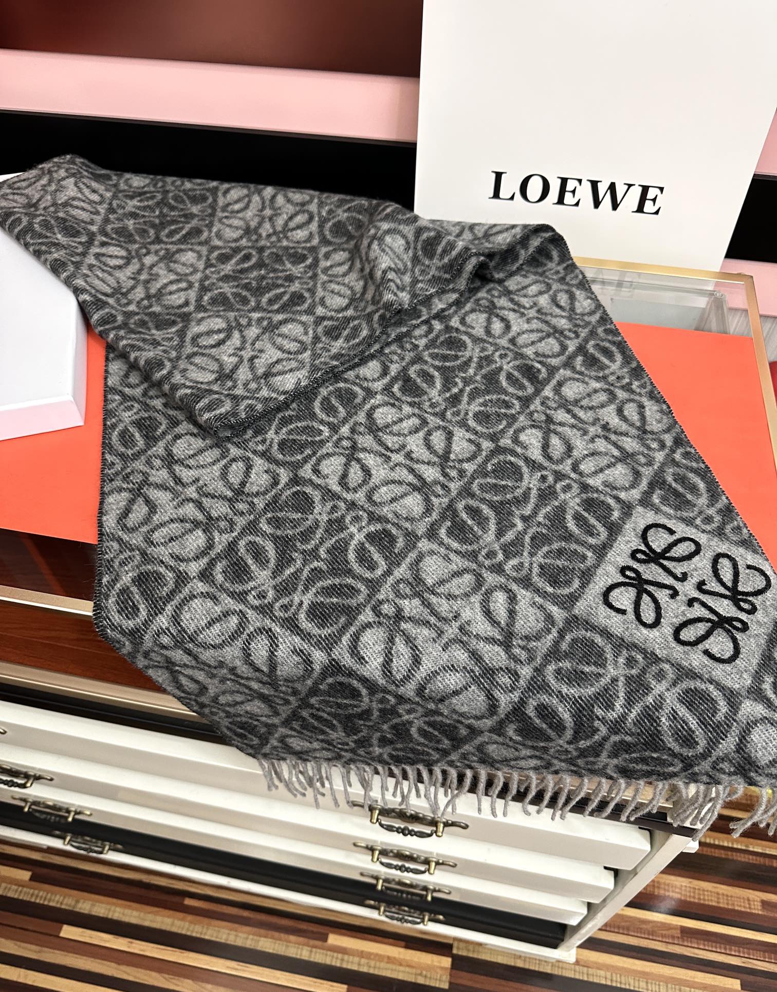 Loewe Anagram Scarf 180CM Dark Grey Cashmere 153105