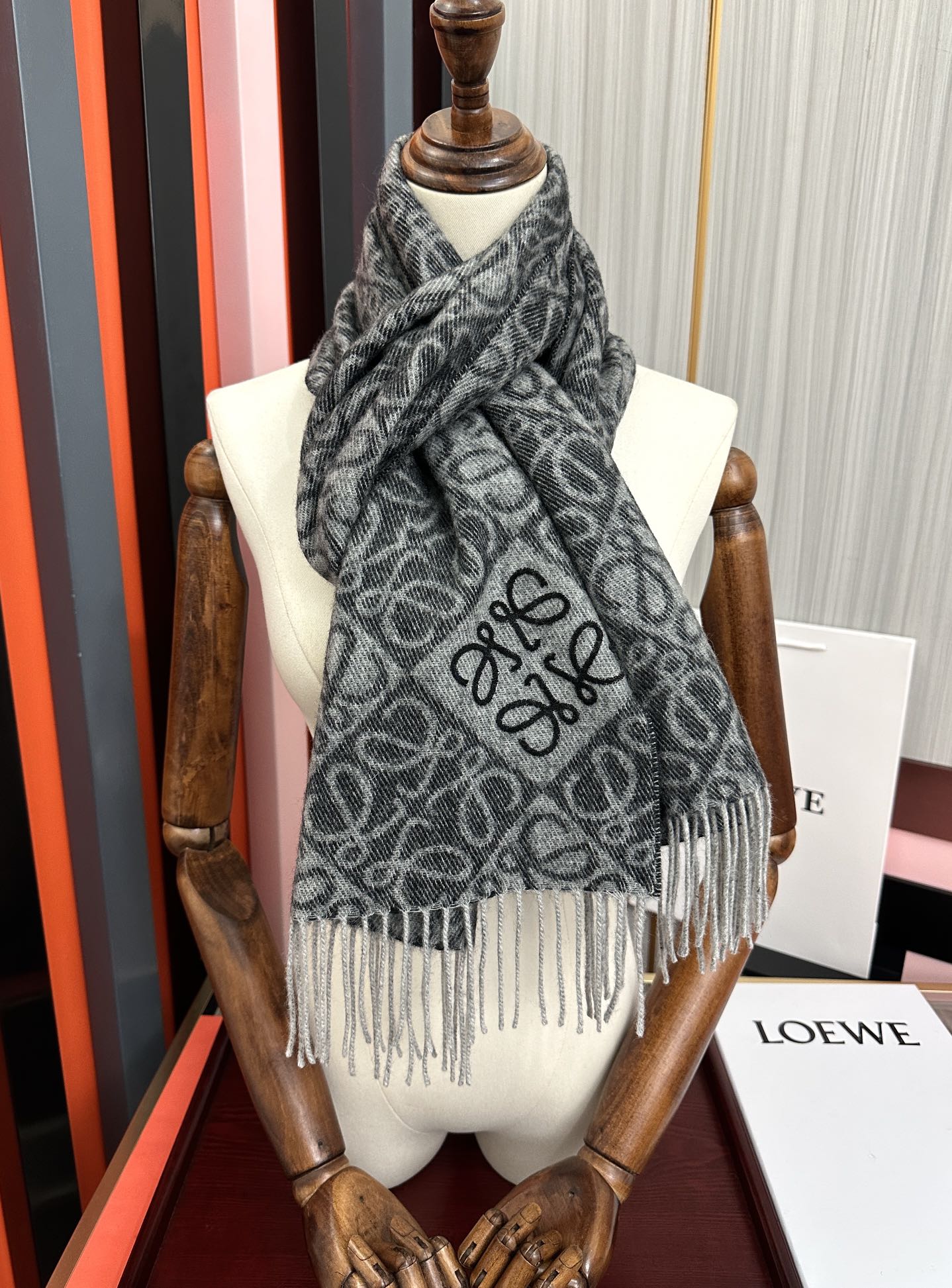 Loewe Anagram Scarf 180CM Dark Grey Cashmere 153105