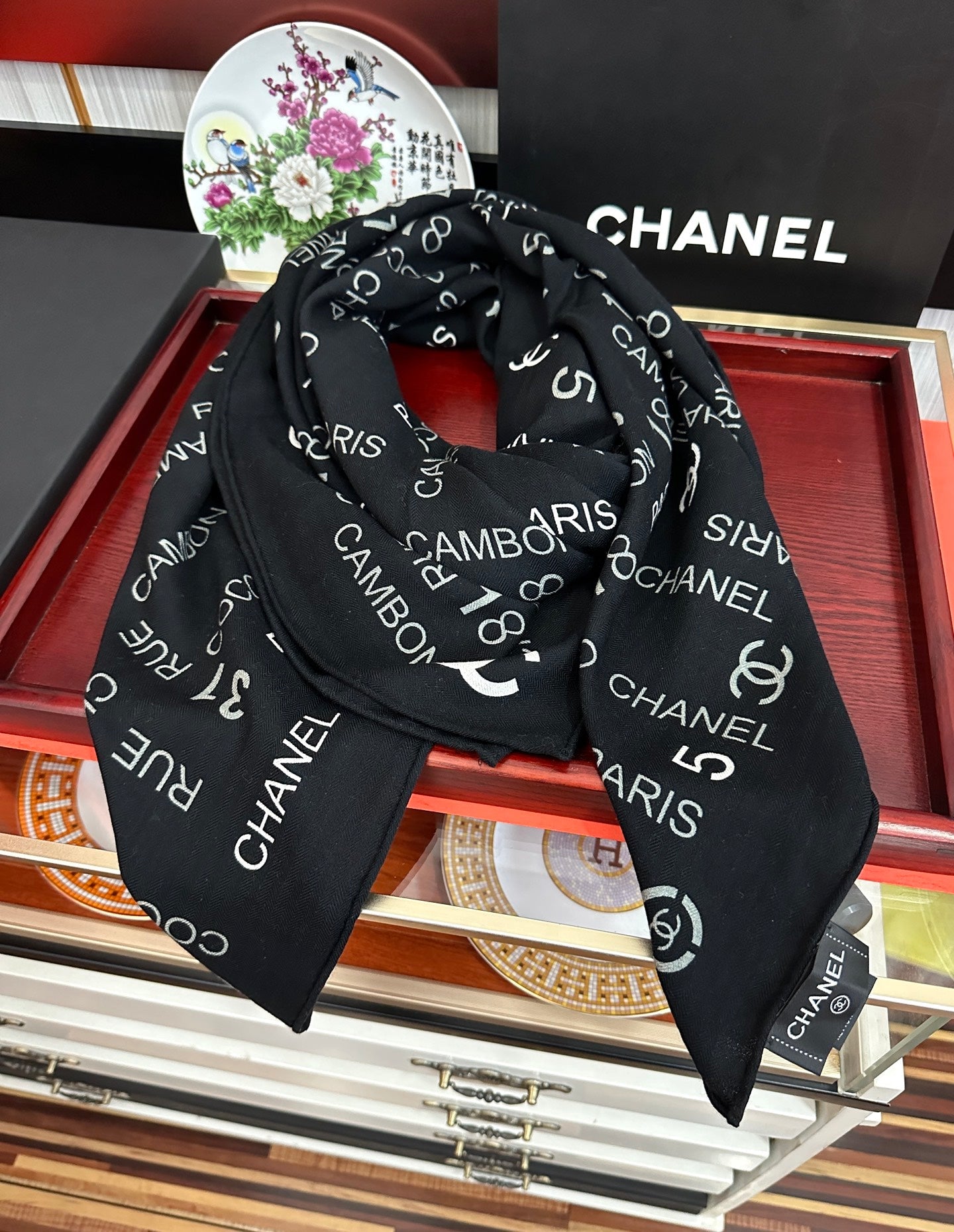 CC 26s Scarf 140x140cm Black Cashmere 271202