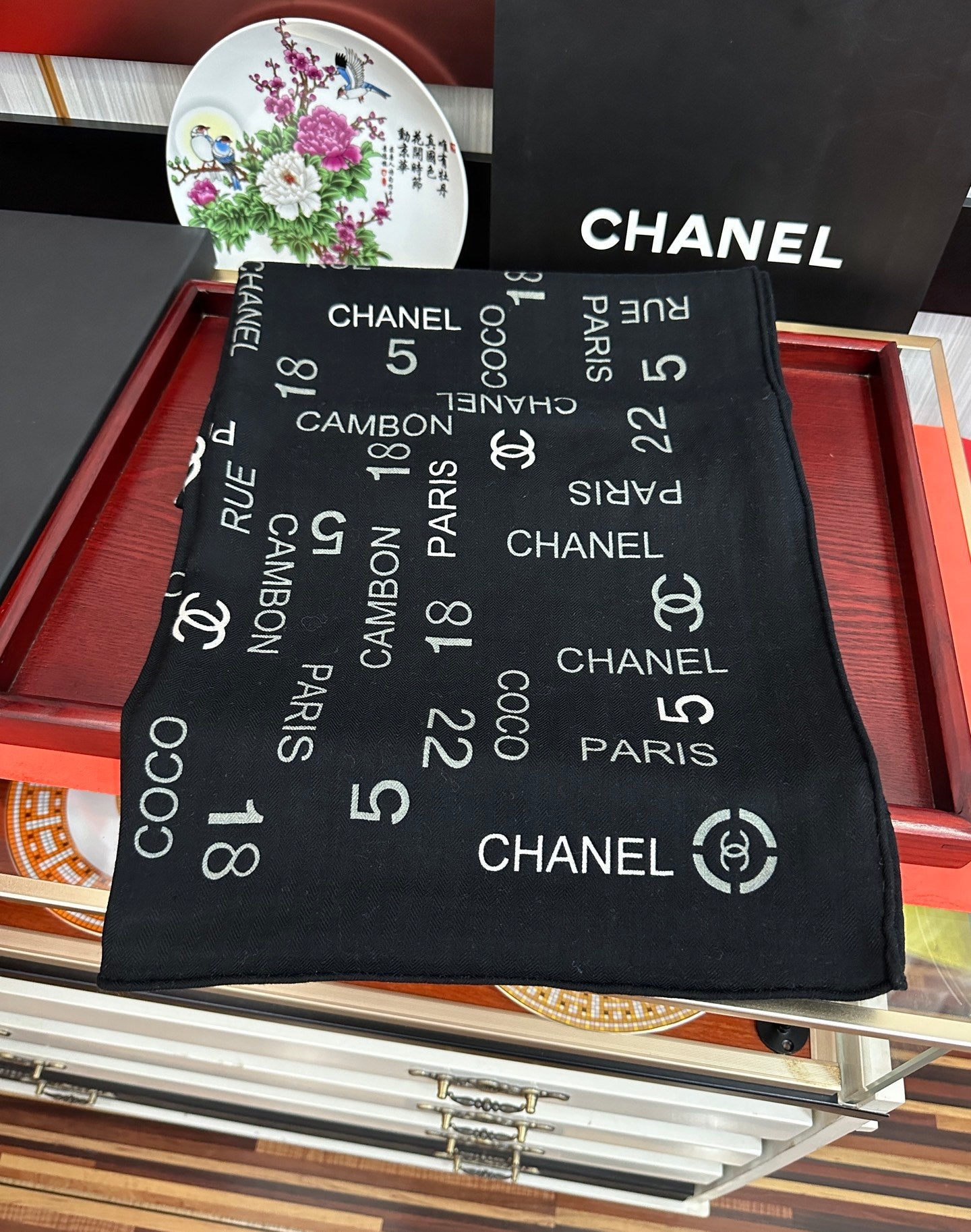 CC 26s Scarf 140x140cm Black Cashmere 271202