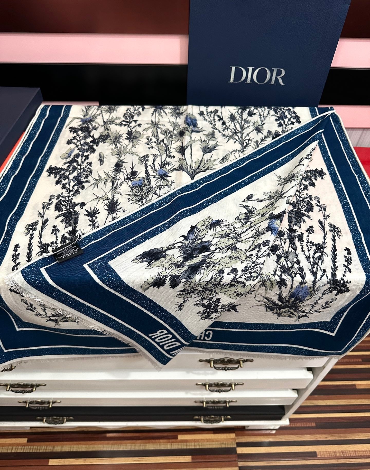 CD Double-Sided Chardons Scarf 185cm White Dark Blue Cashmere 271210