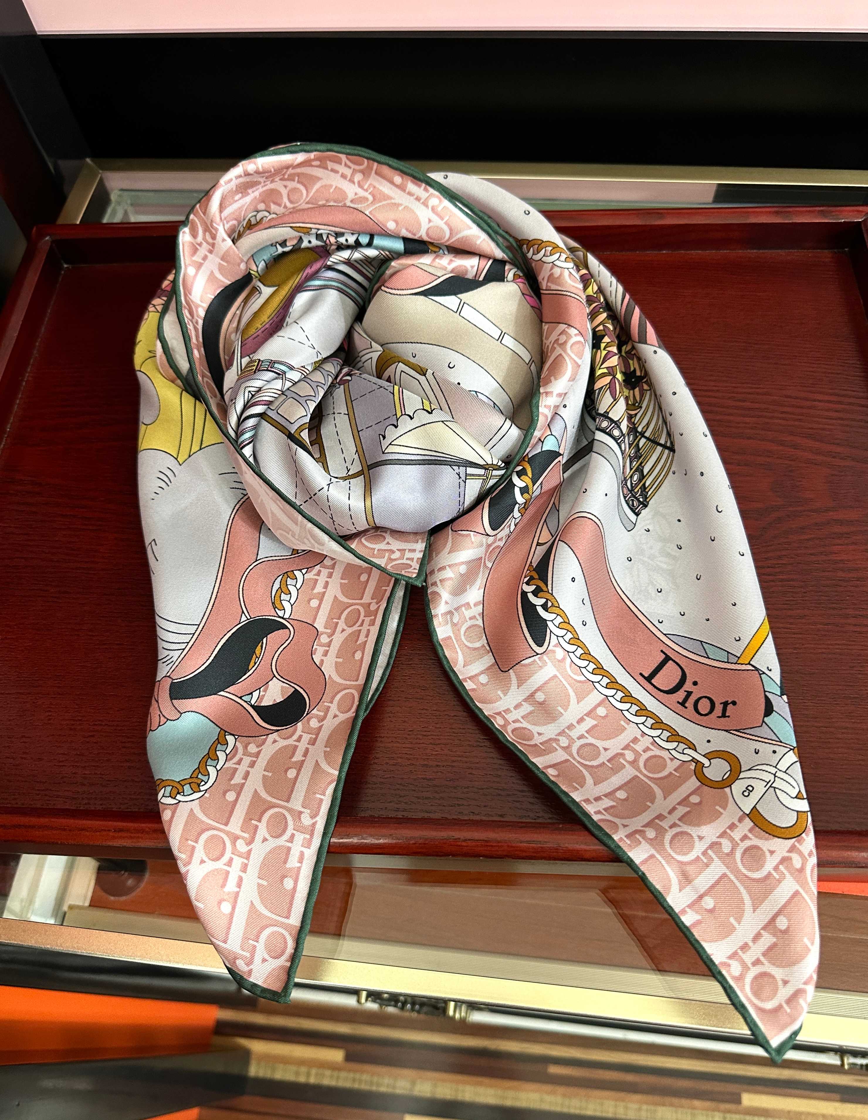 CD Scarf 90x90 Colorful Twill Silk 443144
