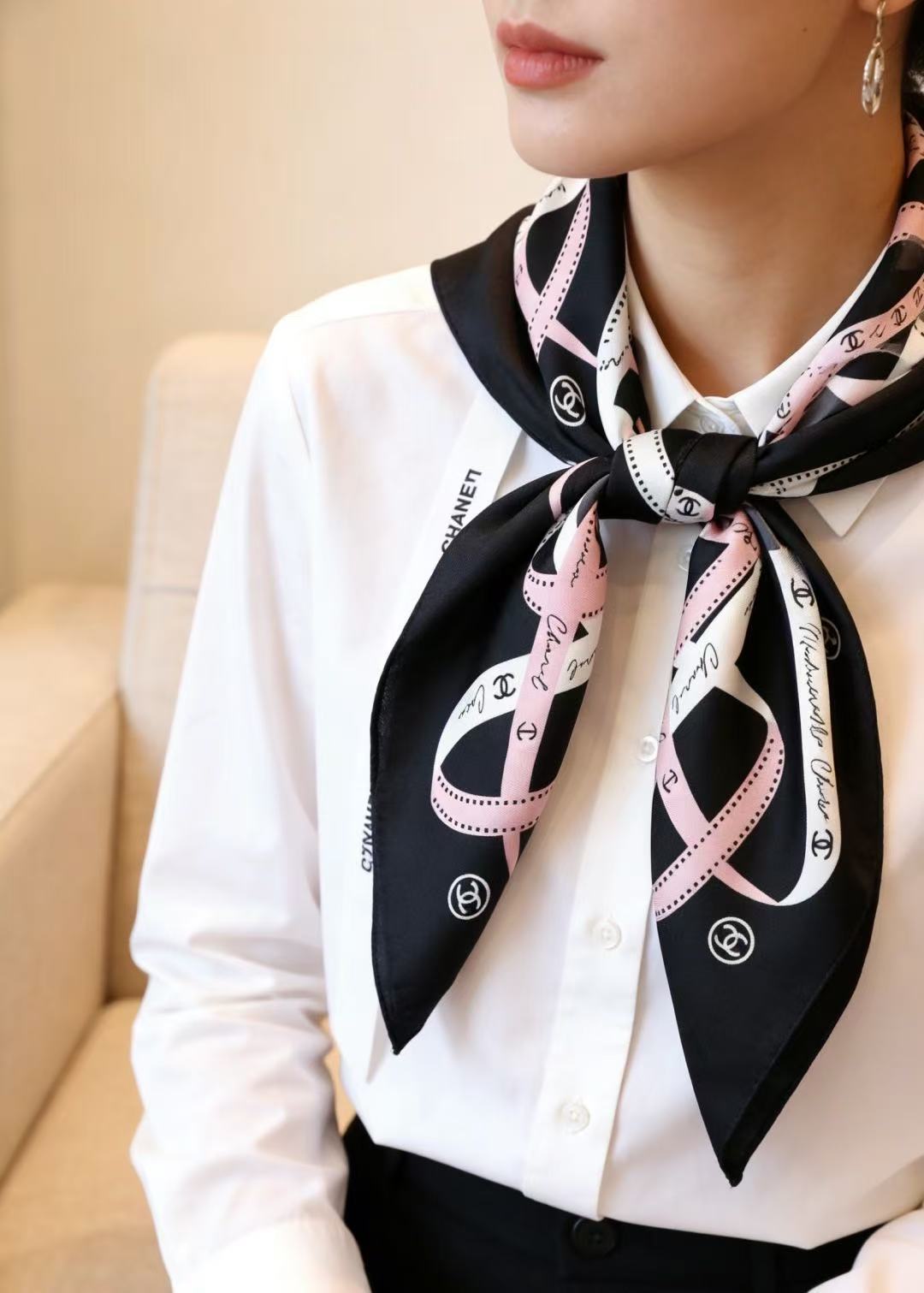 CC Scarf 90x90 Colorful Twill Silk 445038