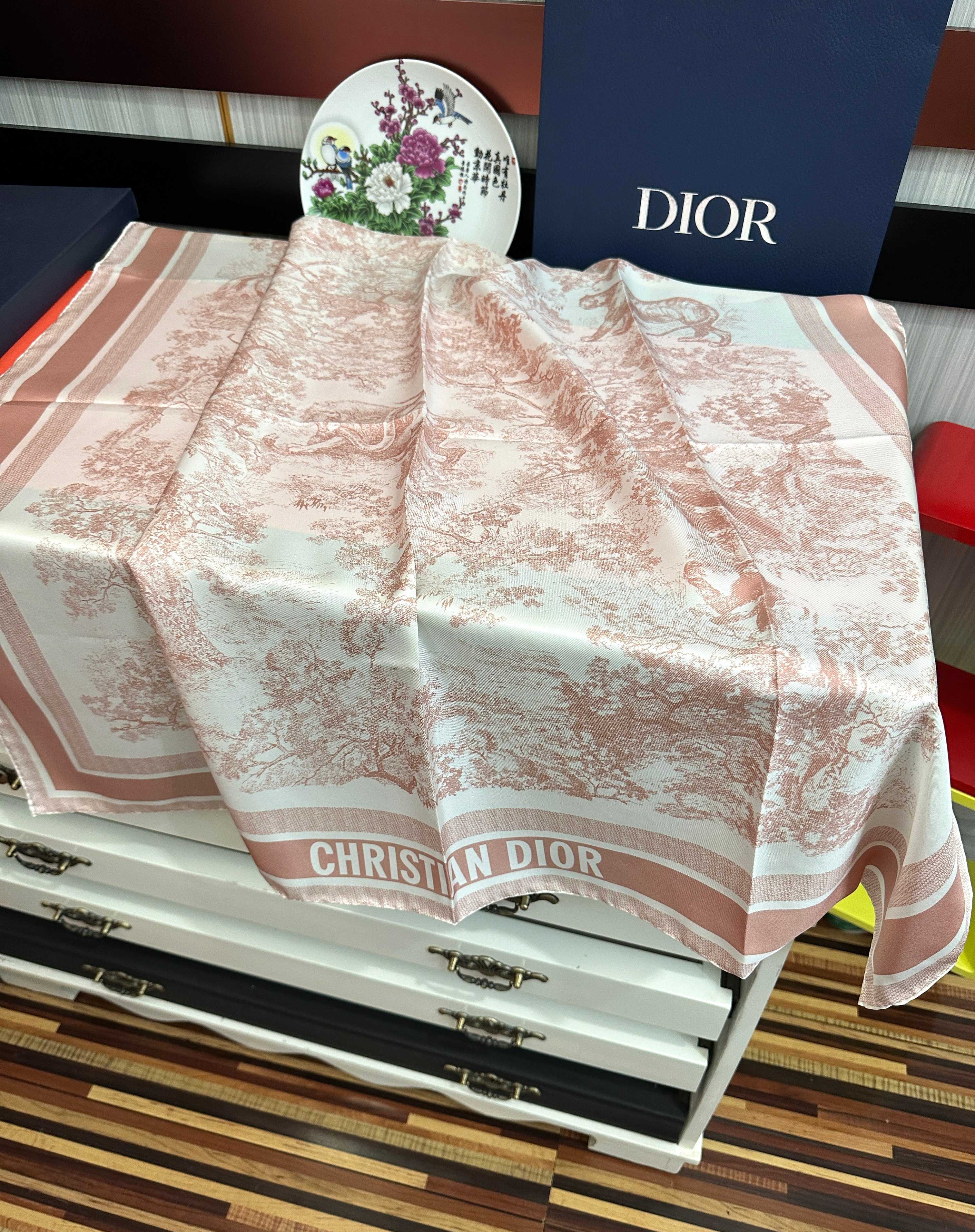 CD Scarf 90x90 Colorful Twill Silk 443146