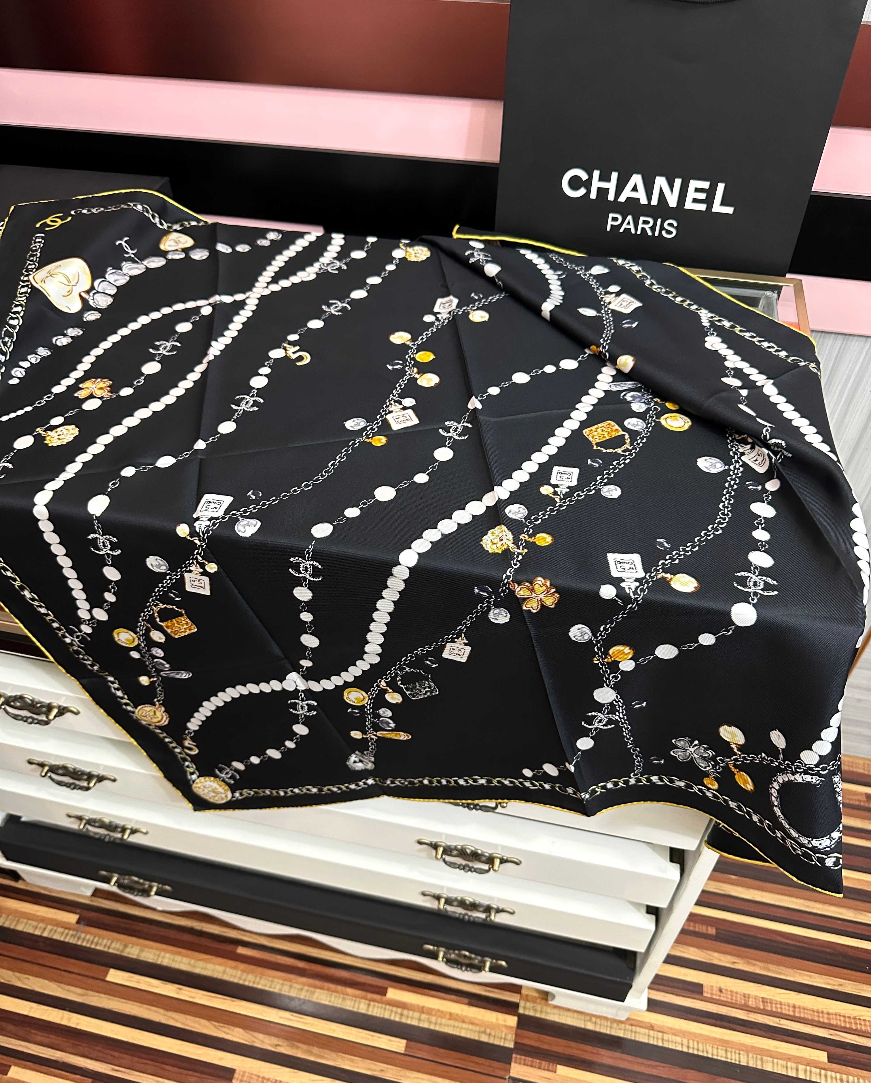 CC Scarf 90x90 Colorful Twill Silk 445047