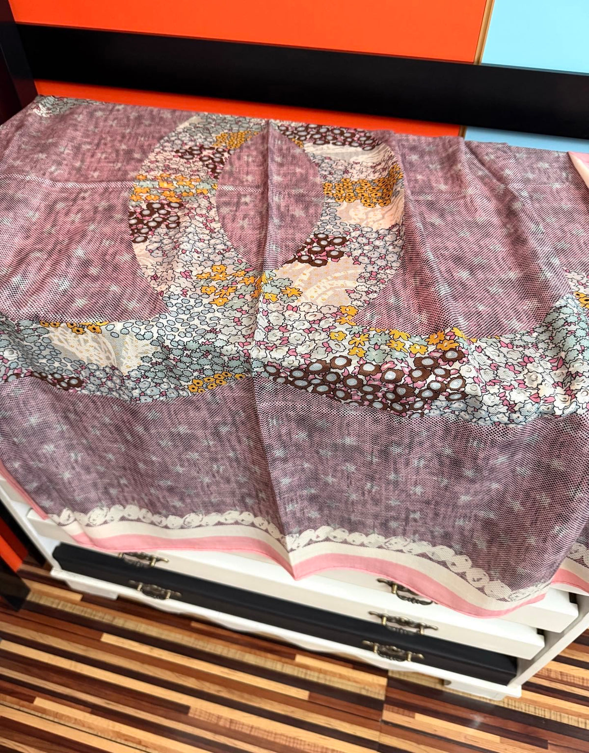 CC Scarf 140x140 Colorful Twill Silk Cashmere 569483