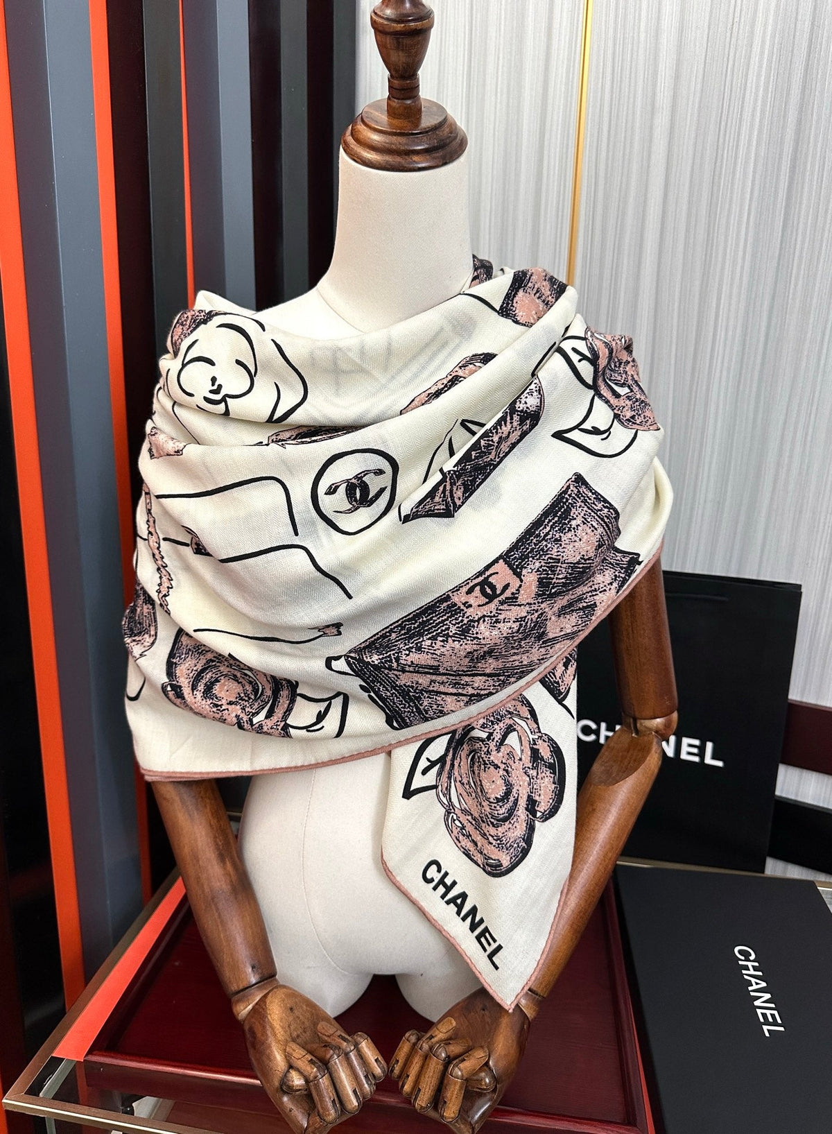 CC Scarf 140x140 Colorful Twill Silk Cashmere 569487