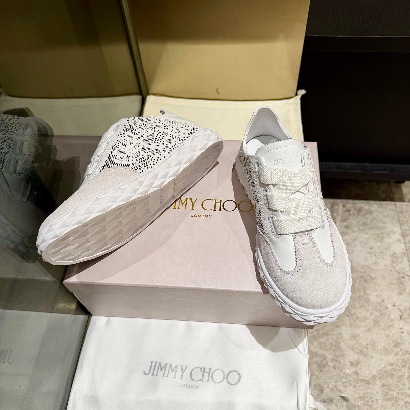Jimmy Diamond Light Flex Sneaker White Light Grey Suede Leather 715046