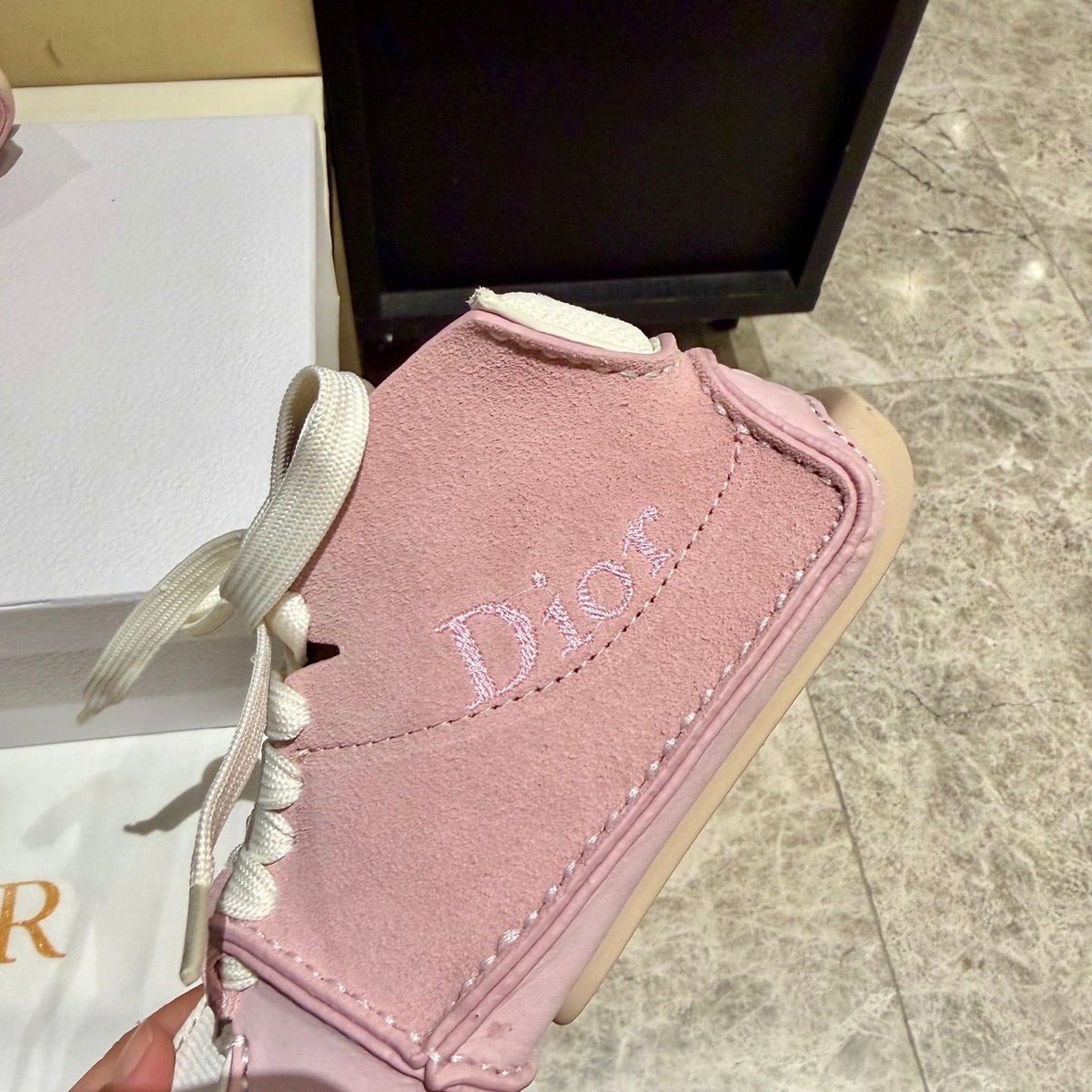 CD 26s Roadie Sneakers Pink White Suede Calfskin 966738