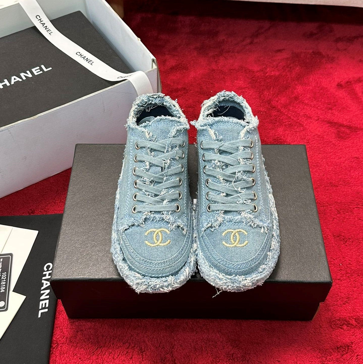 CC 26S Sneaker Flowing Embroidery Blue Denim Canvas 147790