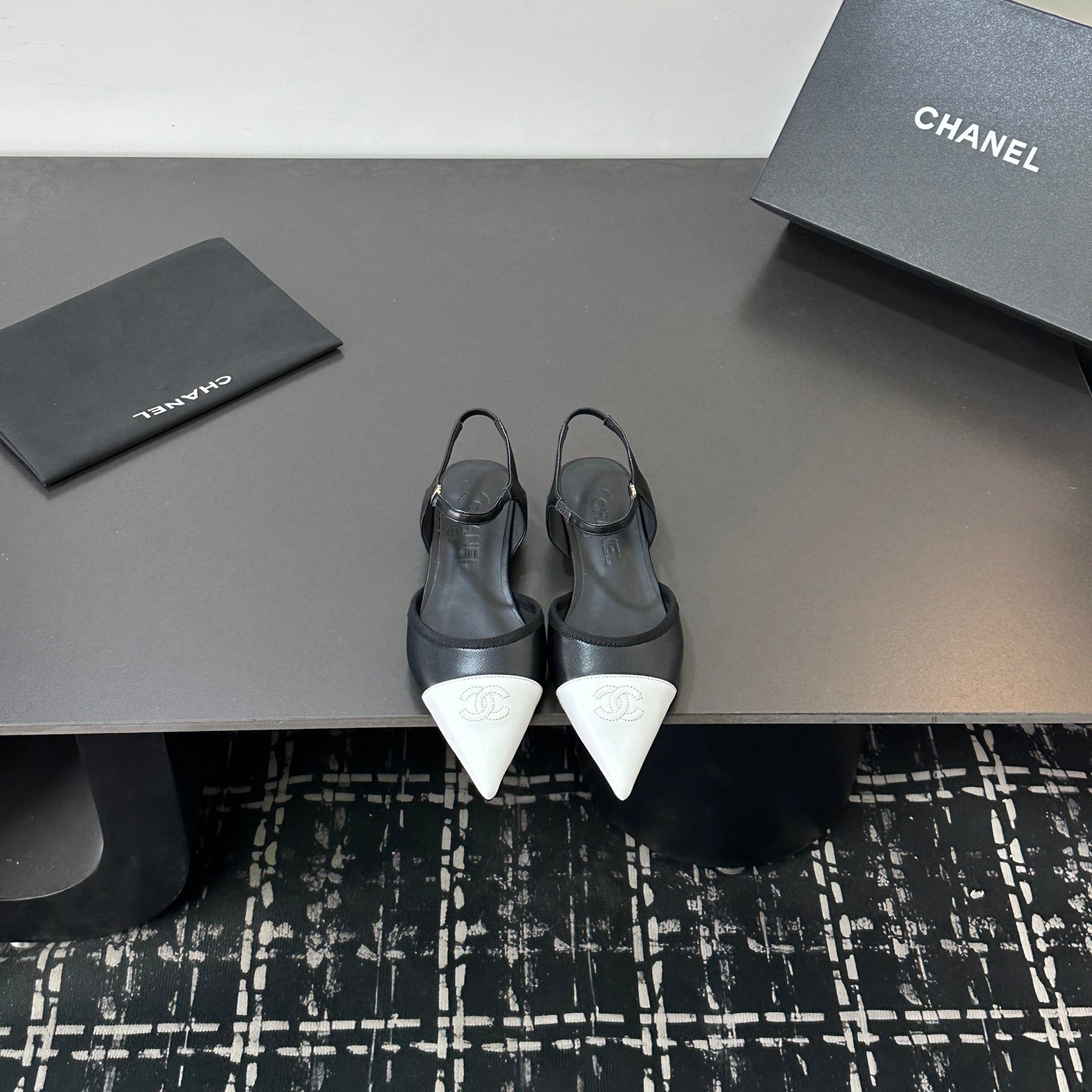 Chanel 26S Flat Pointed-Toe Slingbacks In Black And White Lambskin
