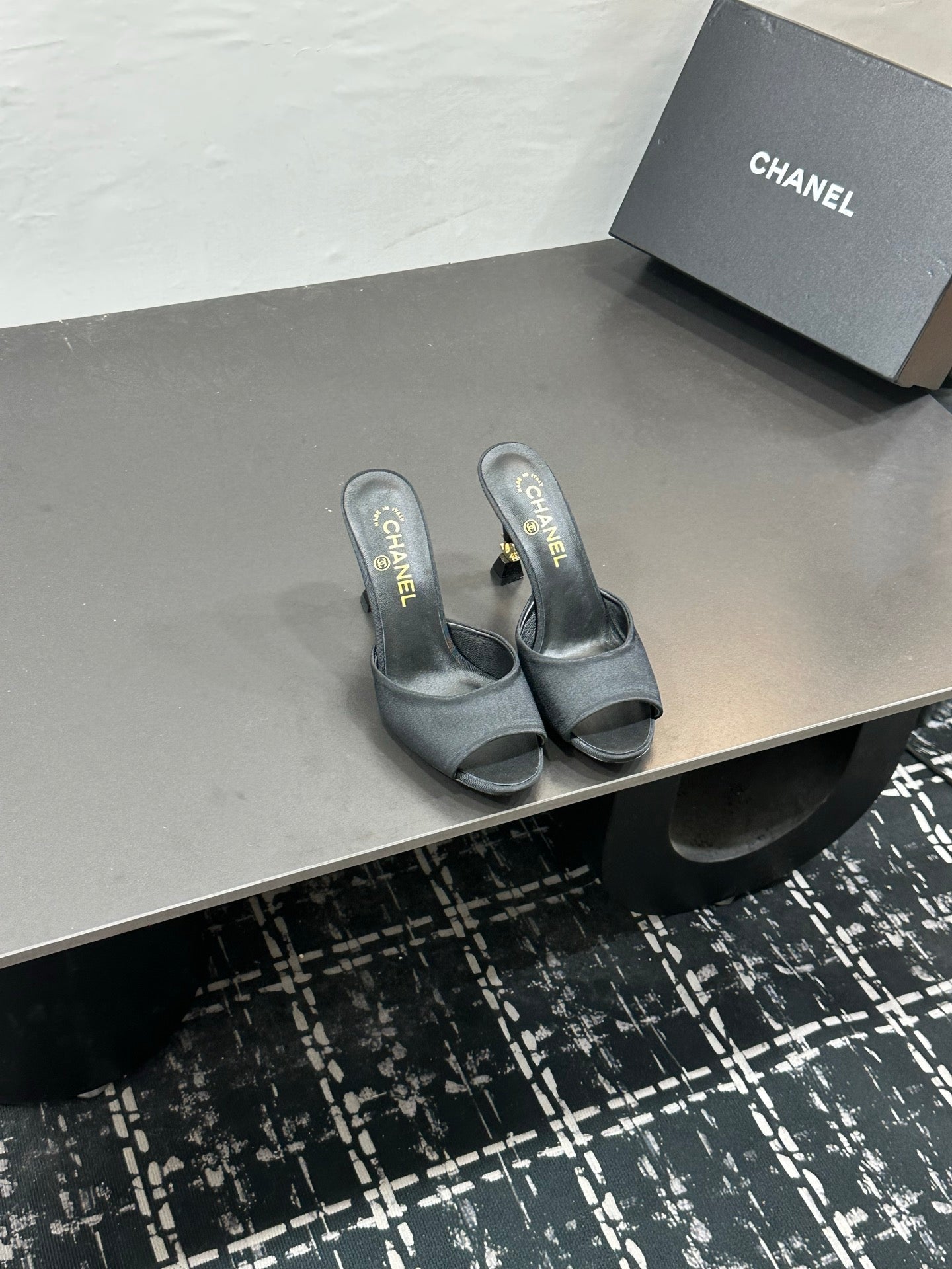 CC 26s Sandal Black Sheepskin Satin 832564