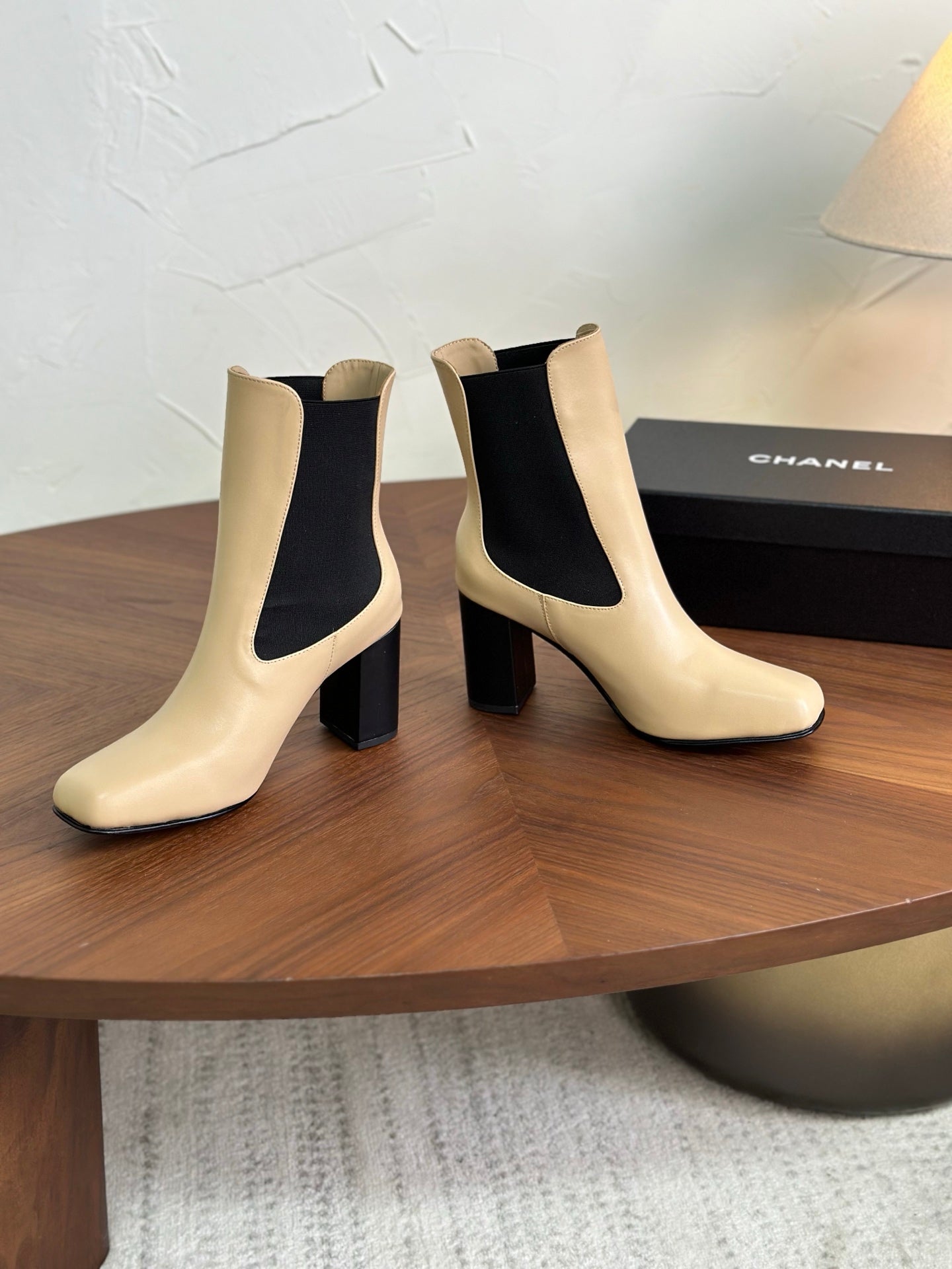 CC 26s Ankle Boot Beige Lambskin 938106