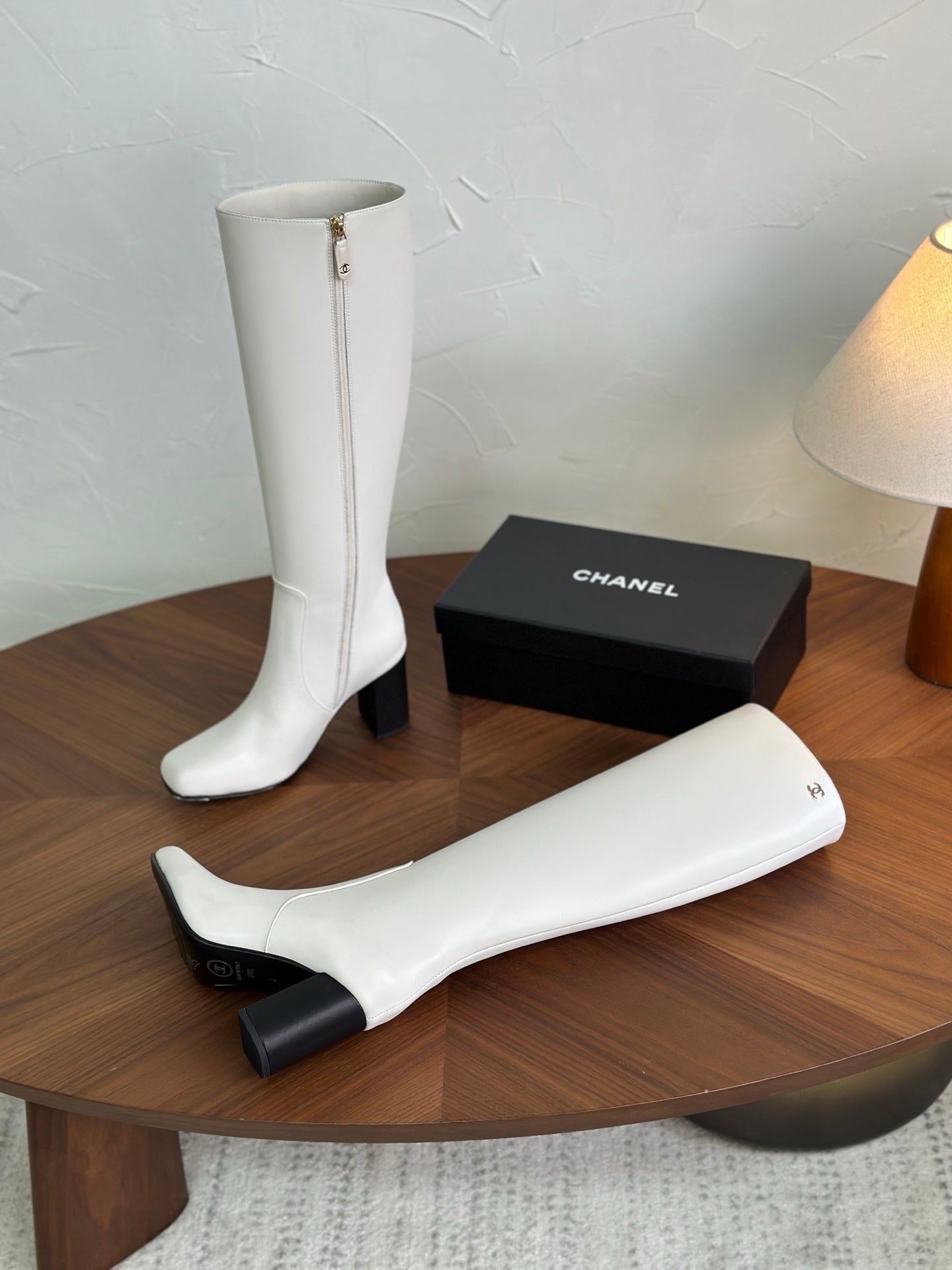 CC 26s Long Boot White Lambskin 938111