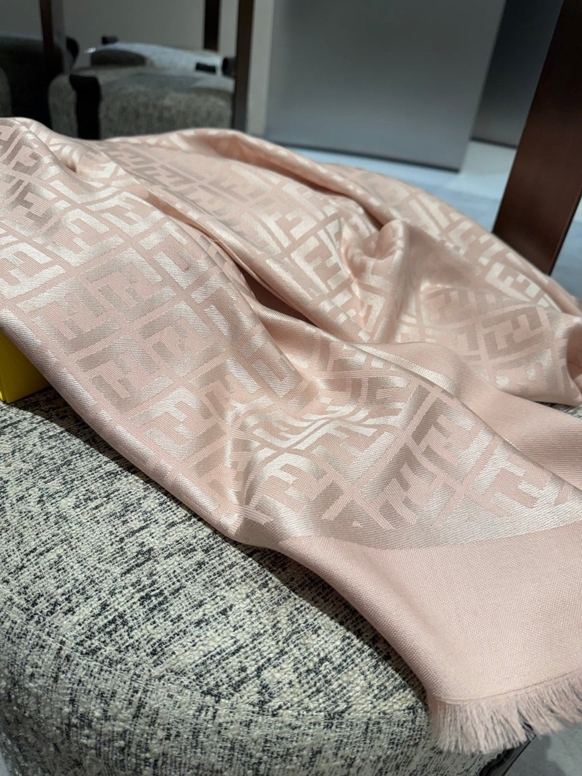 Fendi 26s Scarf 140 In Wool Silk 444841