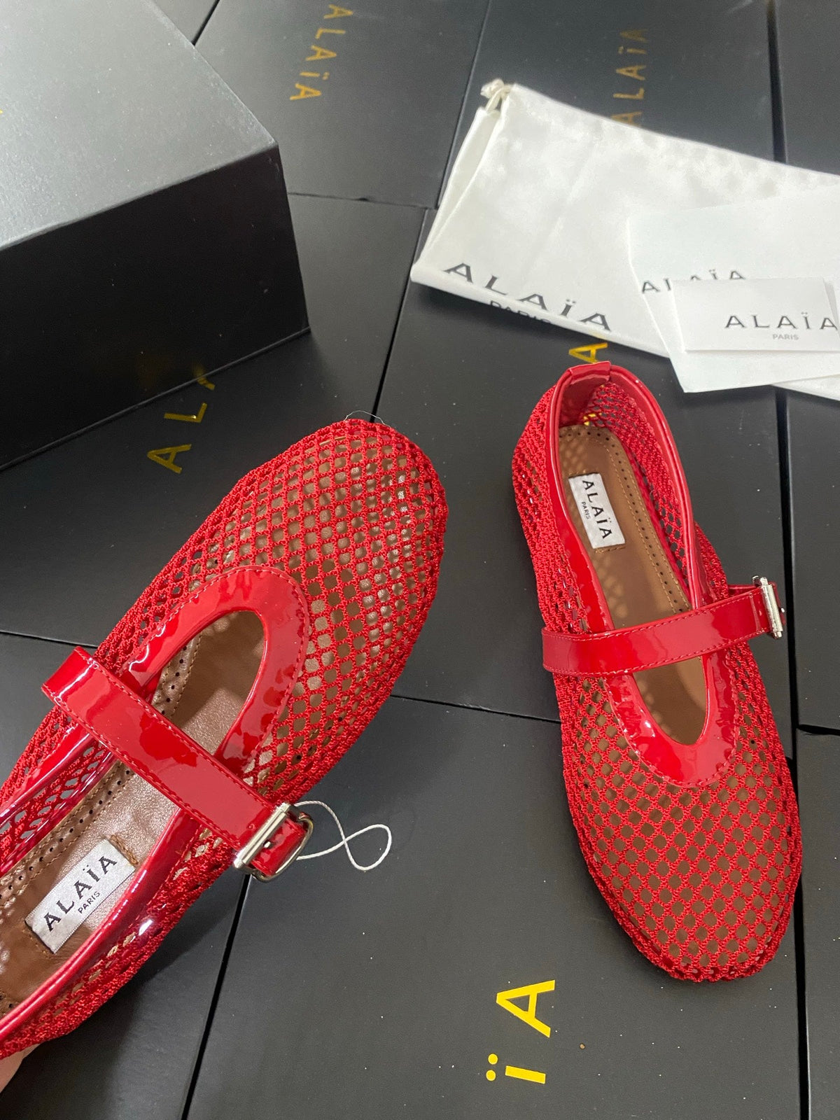 Alaia 26s Mesh Mary Jane Flats 1cm Red Patent Leather SHW 110719