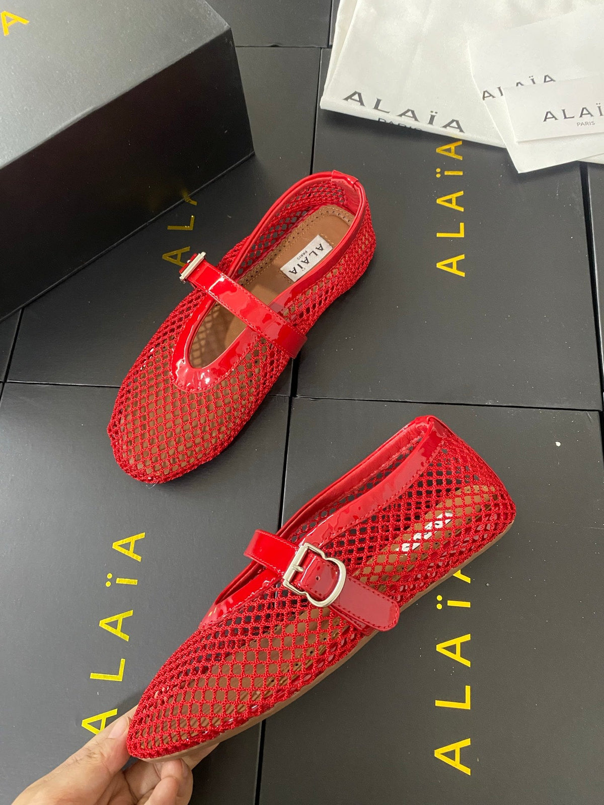Alaia 26s Mesh Mary Jane Flats 1cm Red Patent Leather SHW 110719
