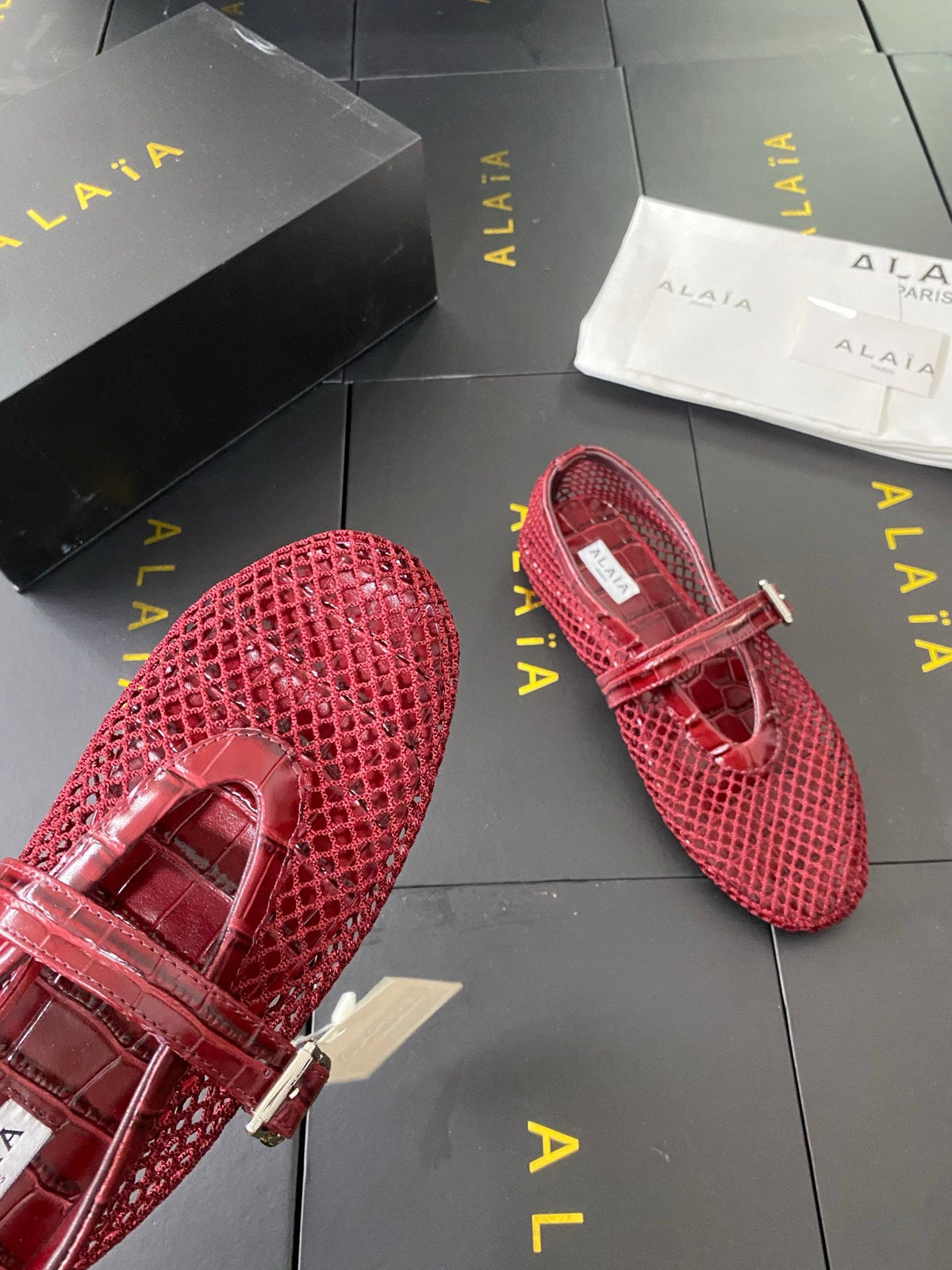 Alaia 26s Mary Jane Red Fishnet Strass Croc-Effect Leather 195002