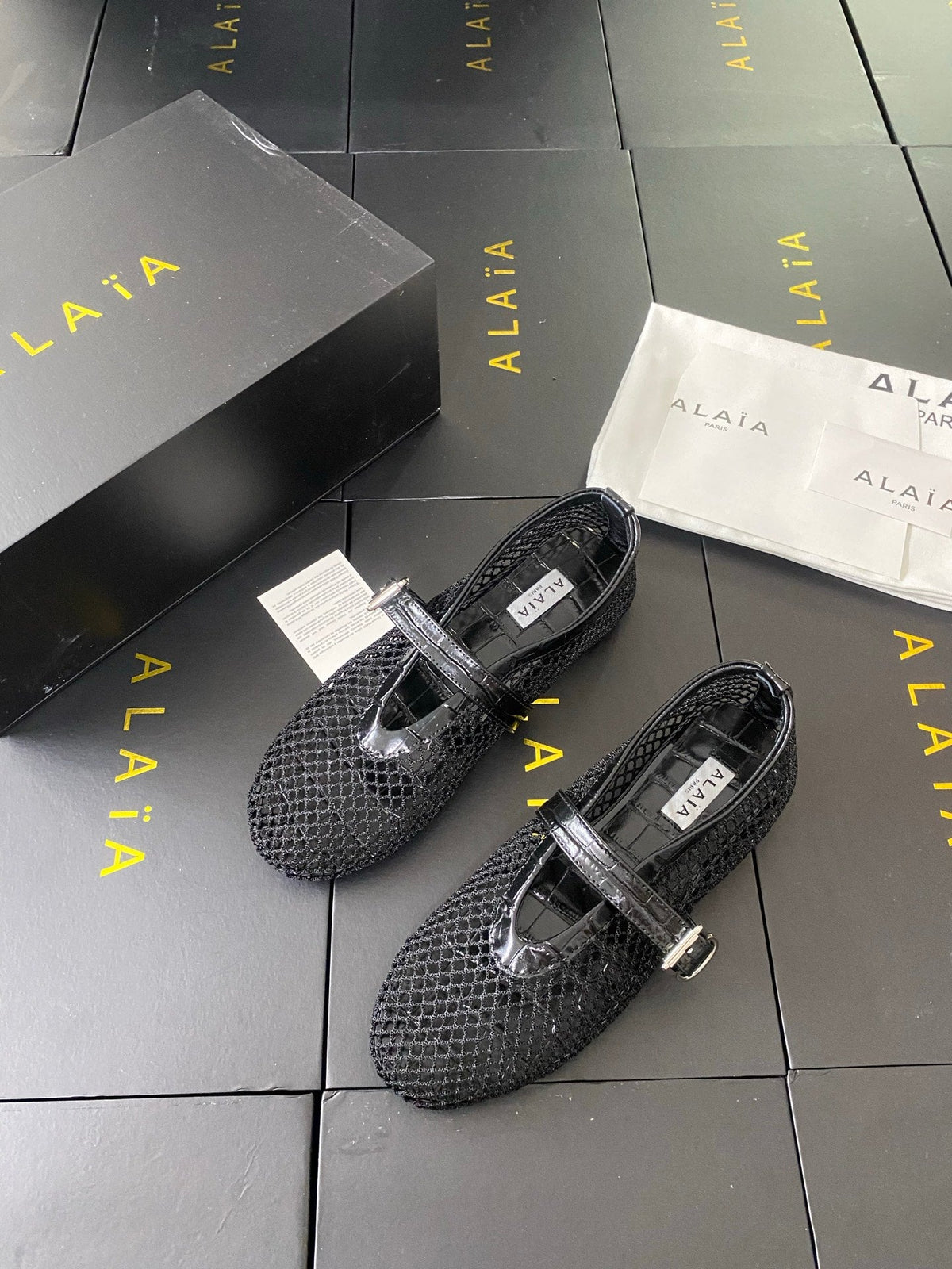 Alaia 26s Mary Jane Black Fishnet Strass Croc-Effect Leather 195004