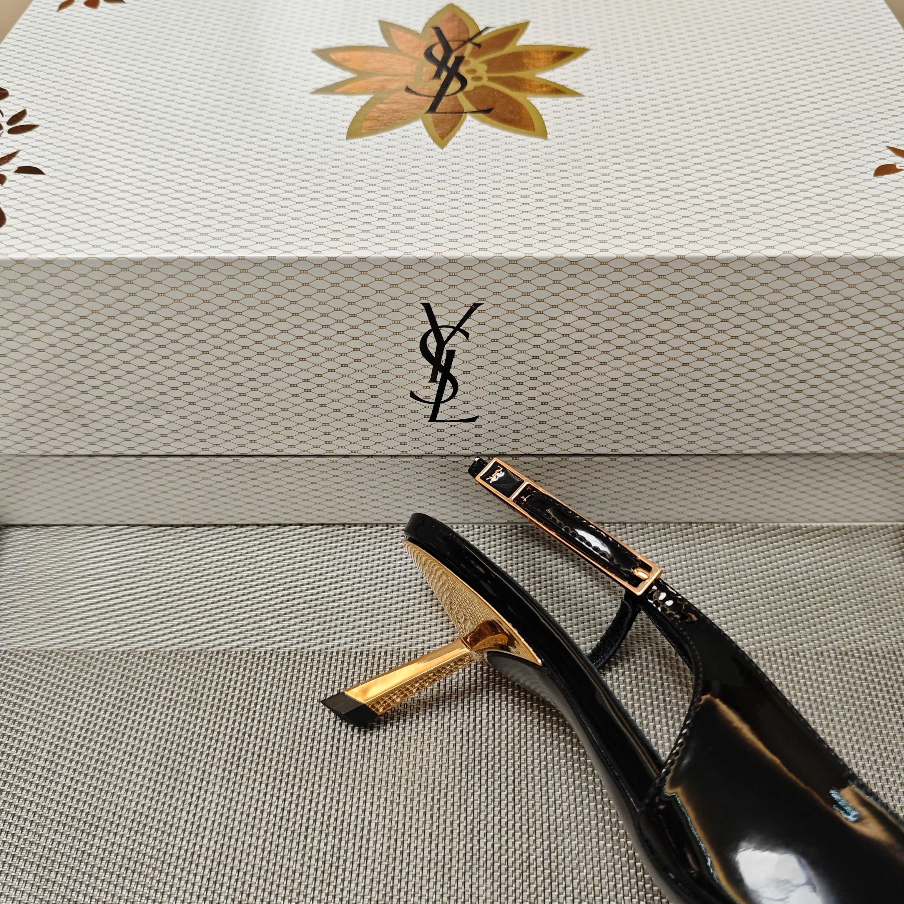 YSL Babylone Slingback 5.5cm Black Glossy Leather