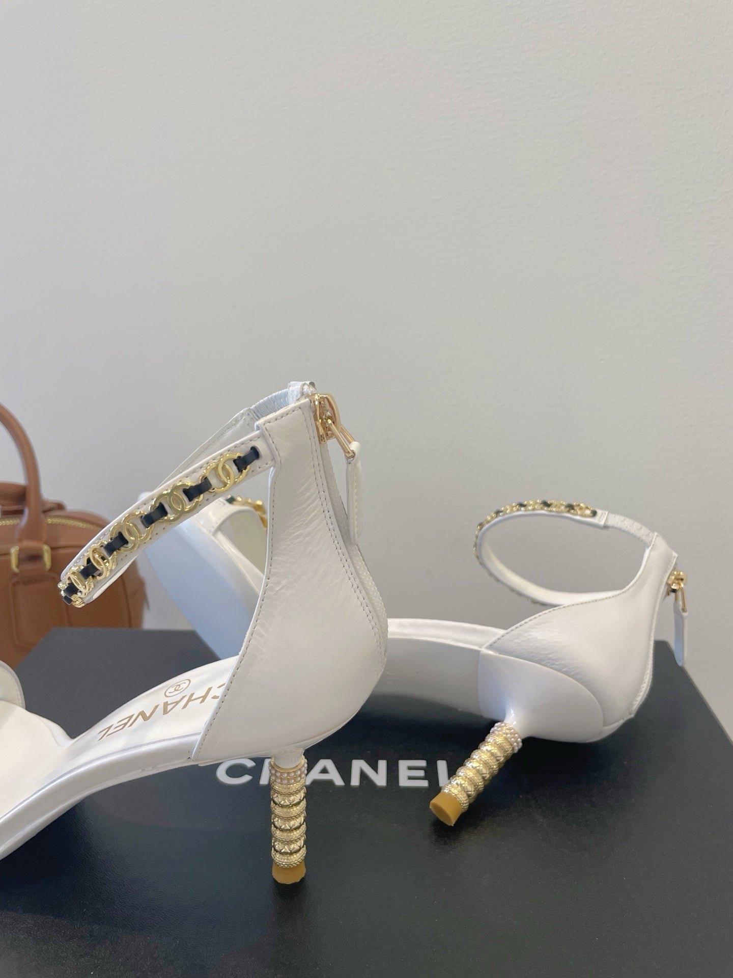 CC 26s High-Heeled Sandals 6.5cm White Lambskin 941627