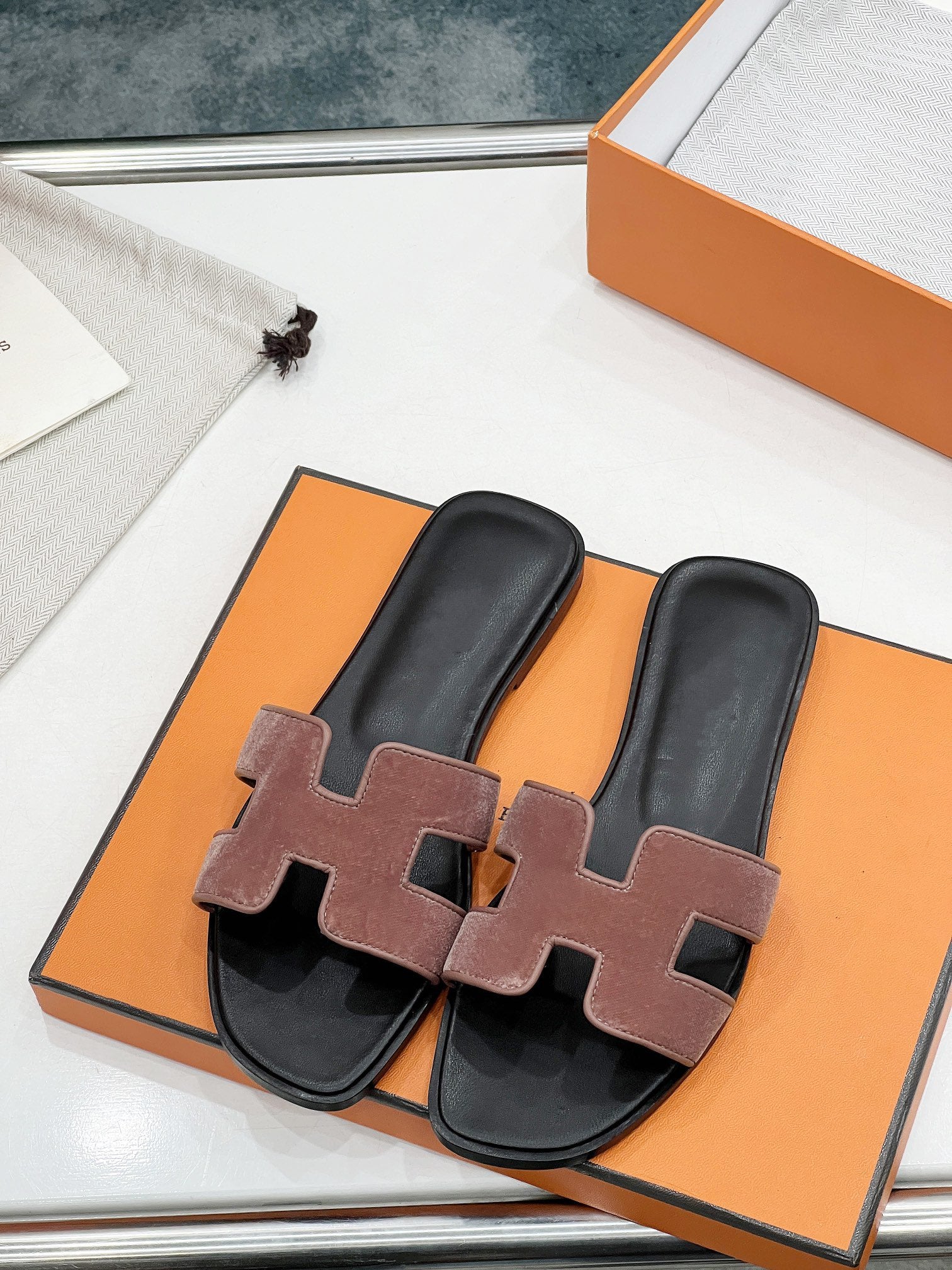 0ran sandal sienna velvet goatskin