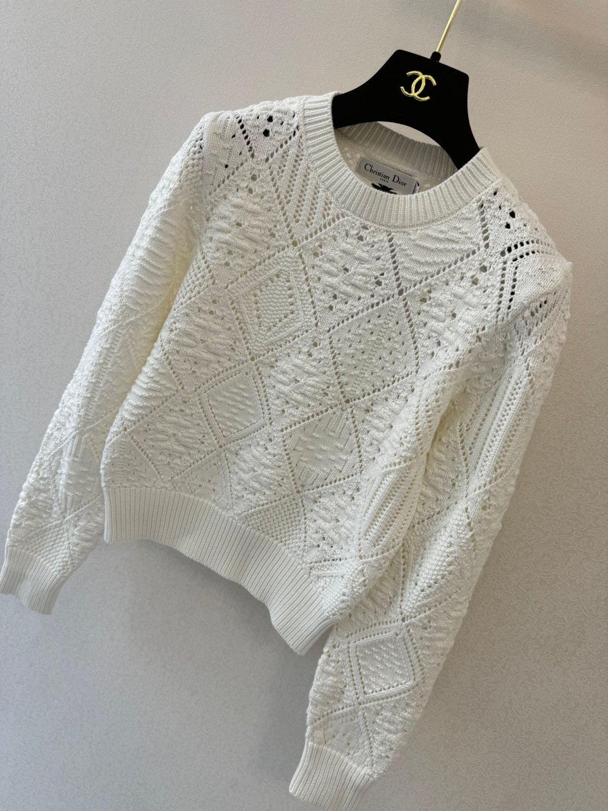 CD 26s Sweater White Argyle Knit 154809