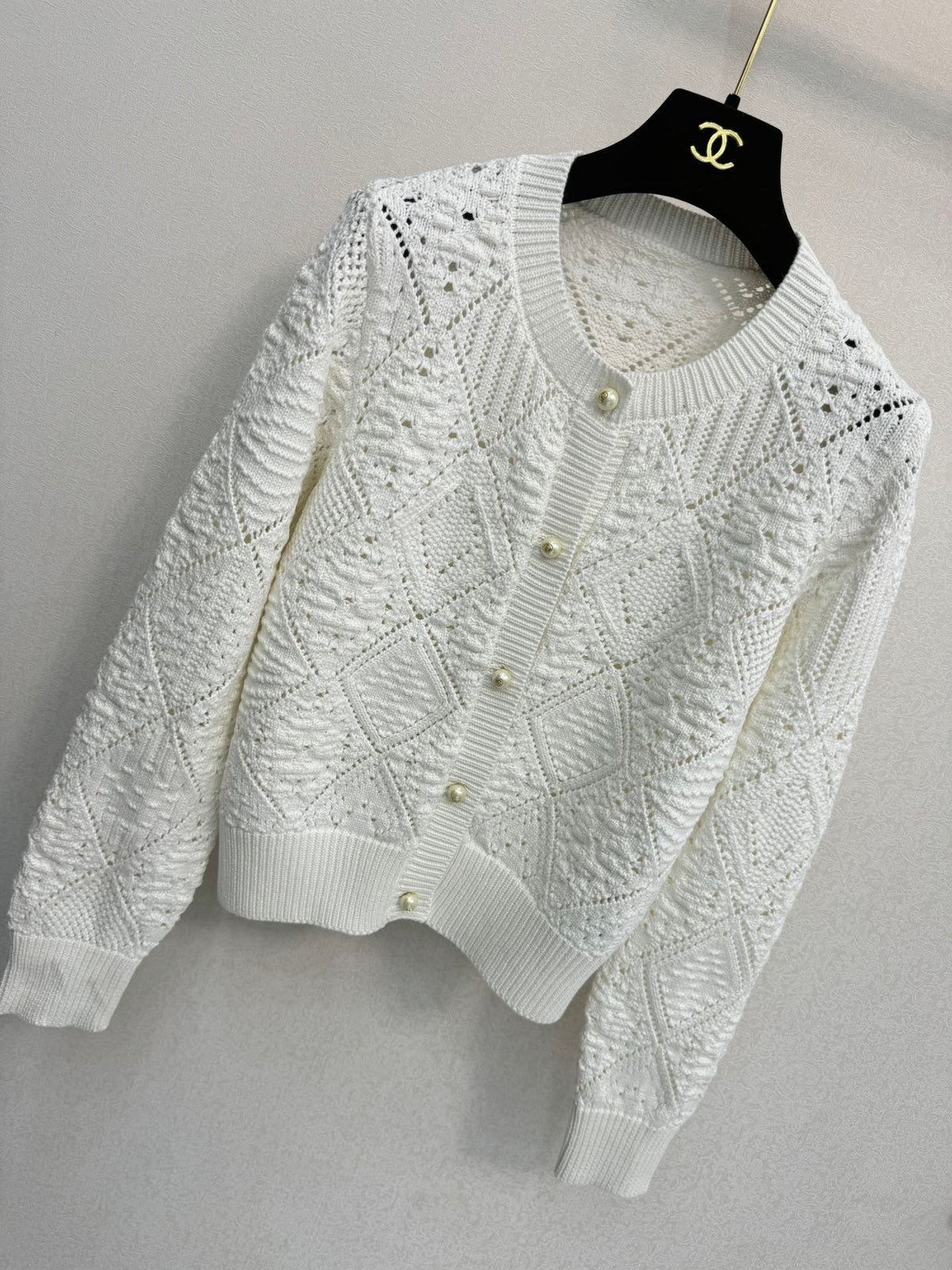 CD 26s Cardigan White Argyle Knit 154809