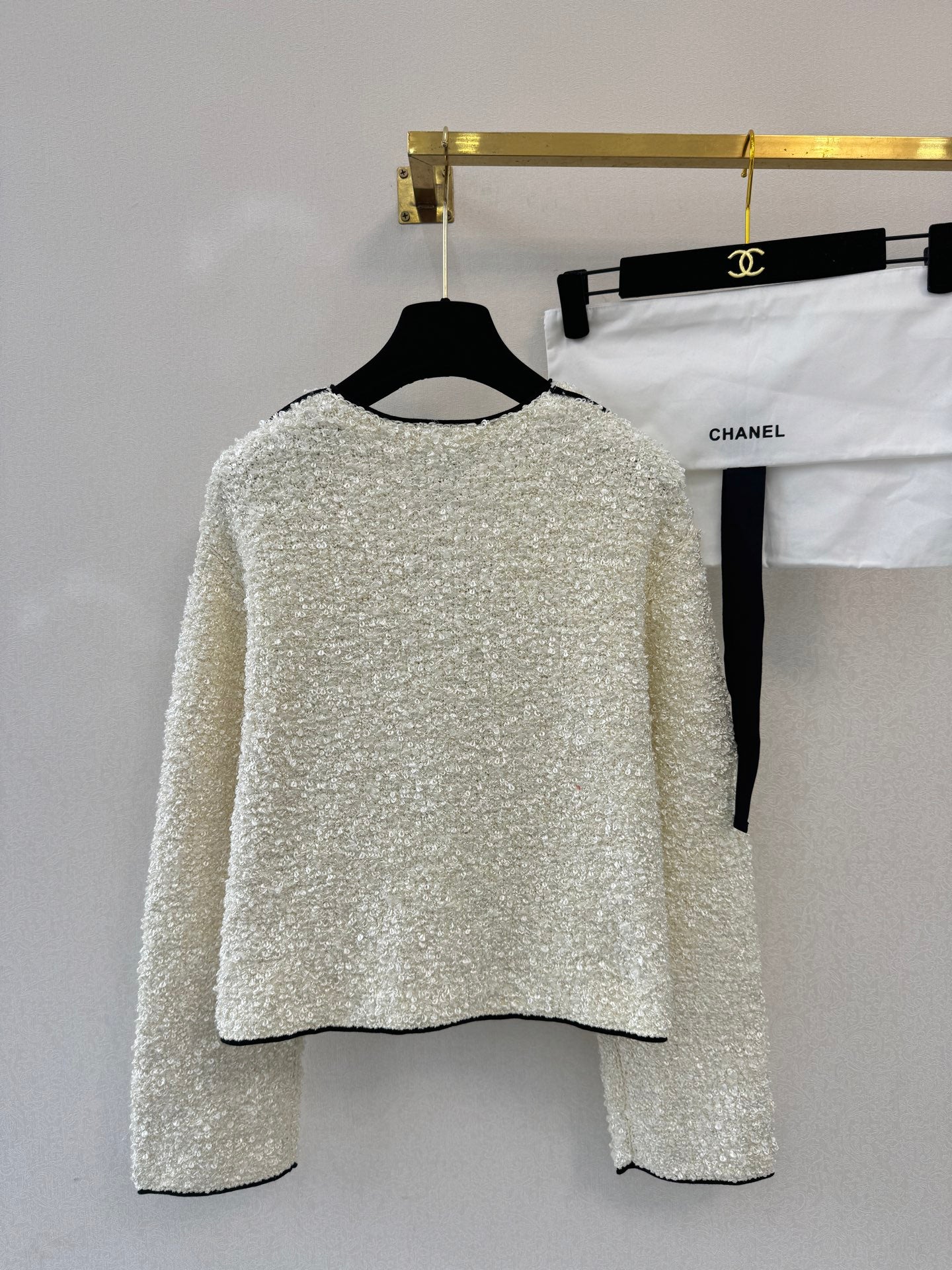 CC 26s Neck Long Sleeved Cardigan White Tweed 364287
