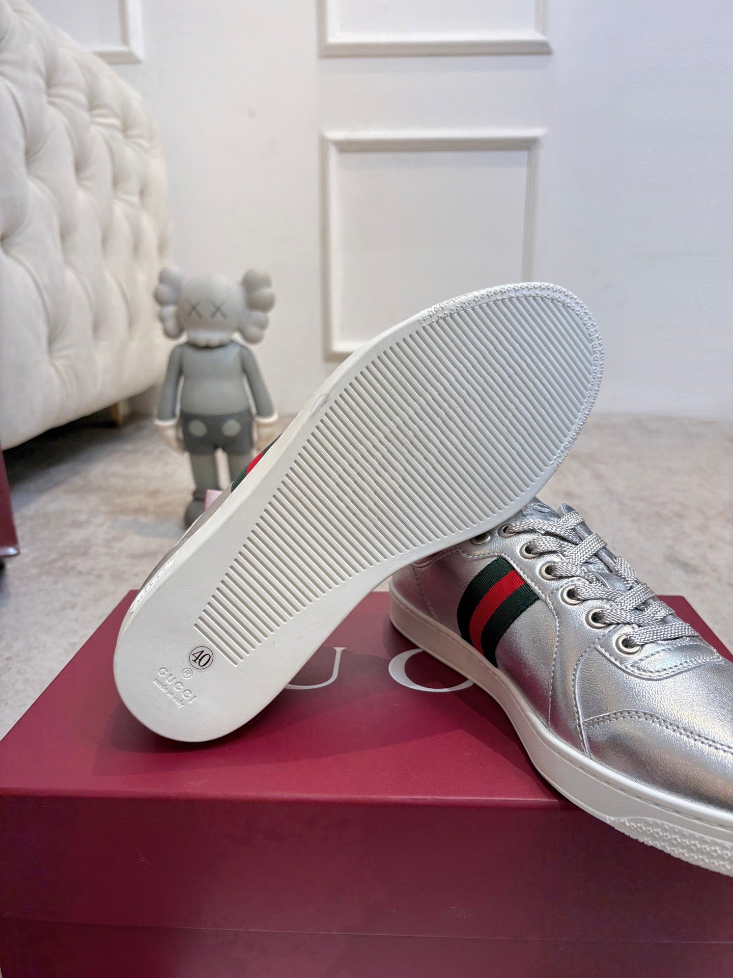 GG Stretch Low-Top Trainers Metallic Silver Leather 824432