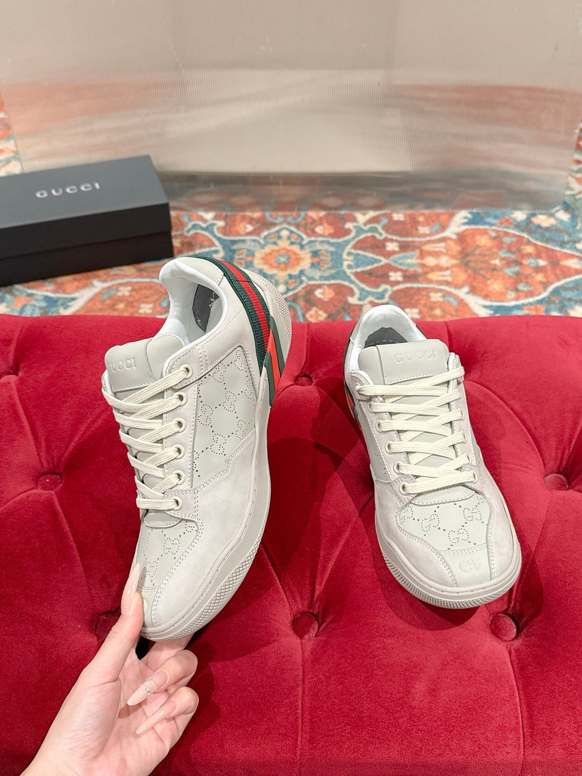 Gucci 26s Sneakers 2.5cm White Perforated Leather 187745