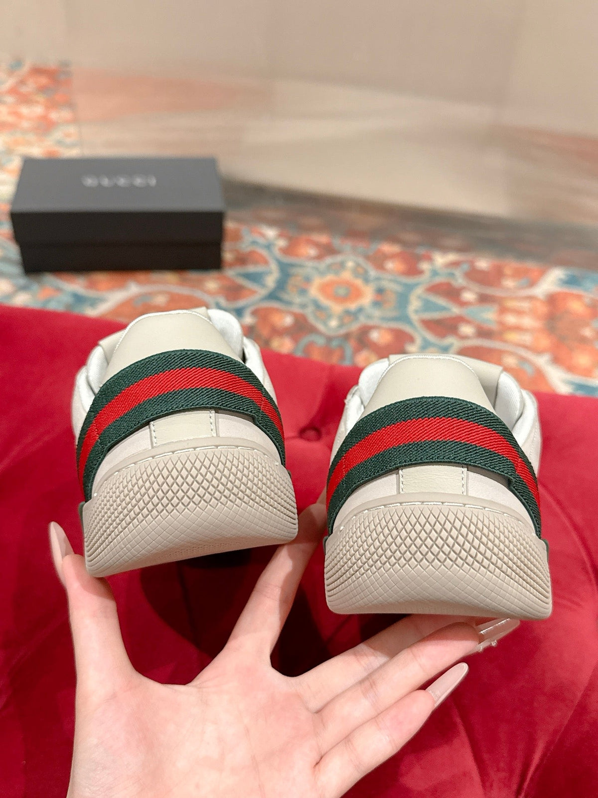 Gucci 26s Sneakers 2.5cm White Perforated Leather 187745