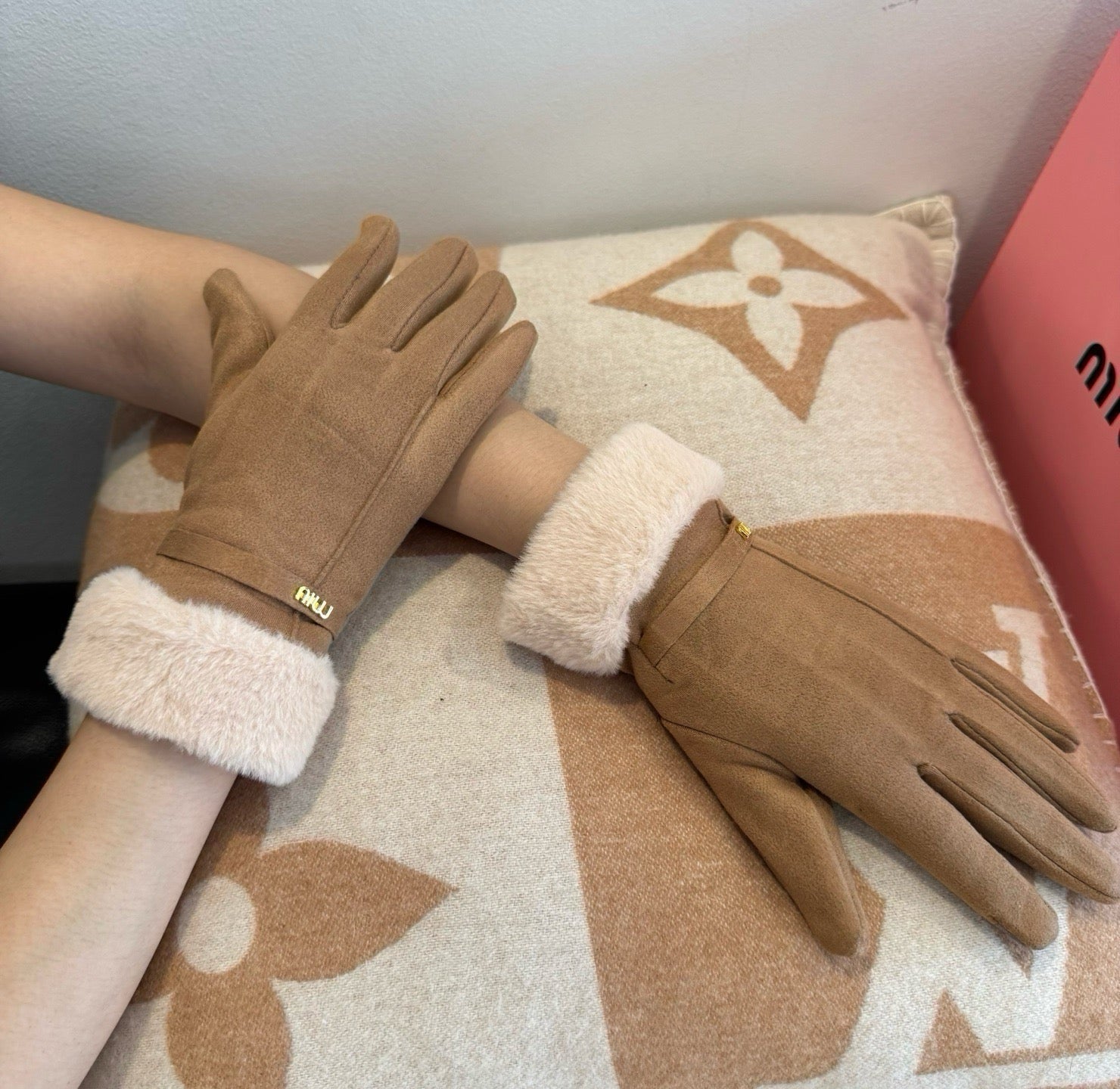 Miu 26s Gloves 405423