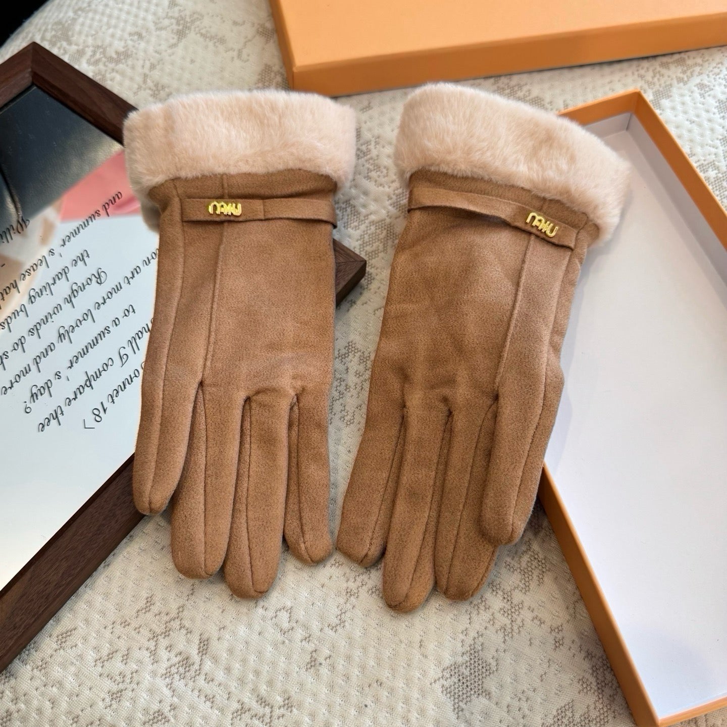 Miu 26s Gloves 405423