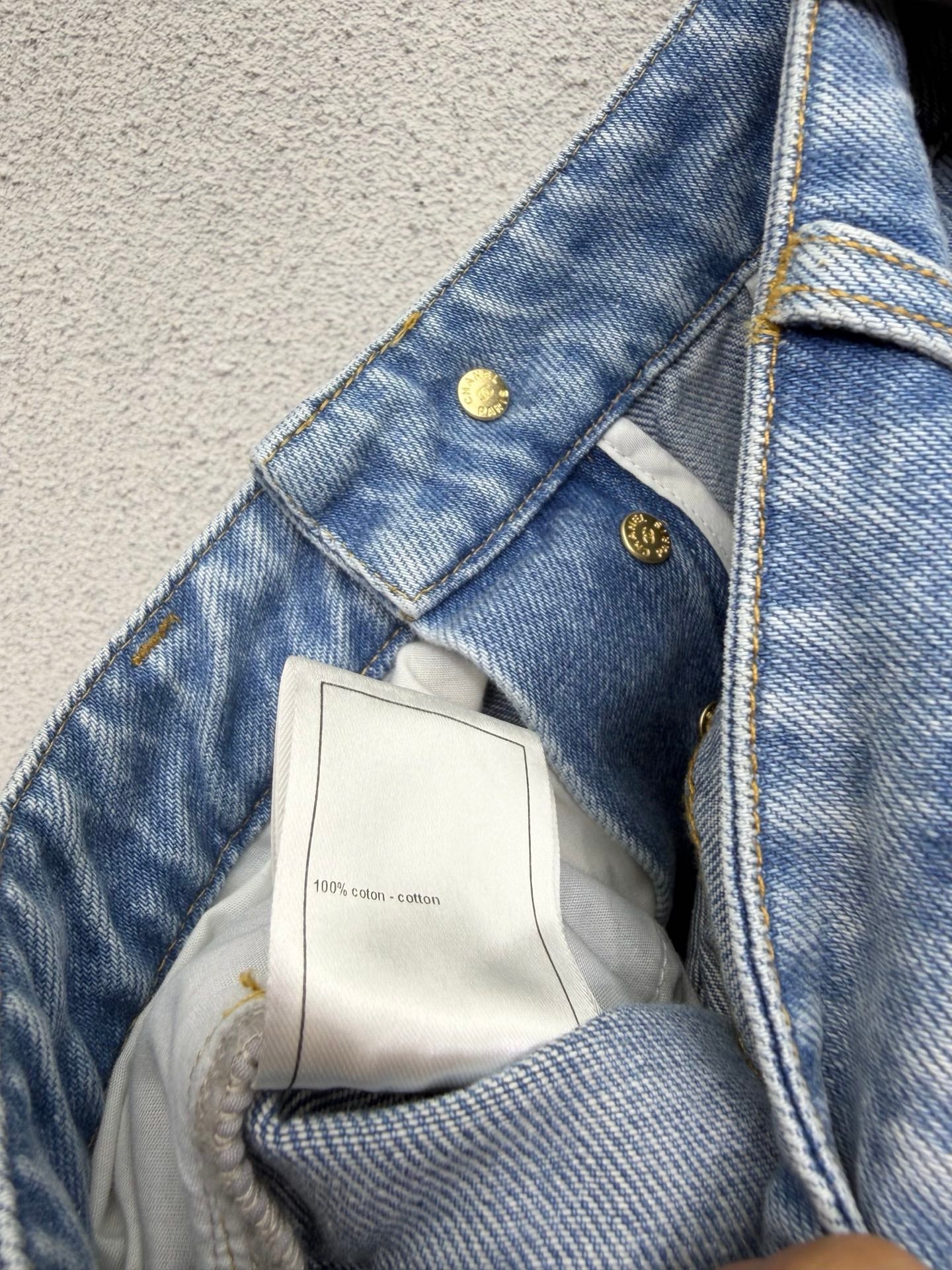 CC 26s Metal Buckle Pockets Jeans Washed Blue Denim 393612