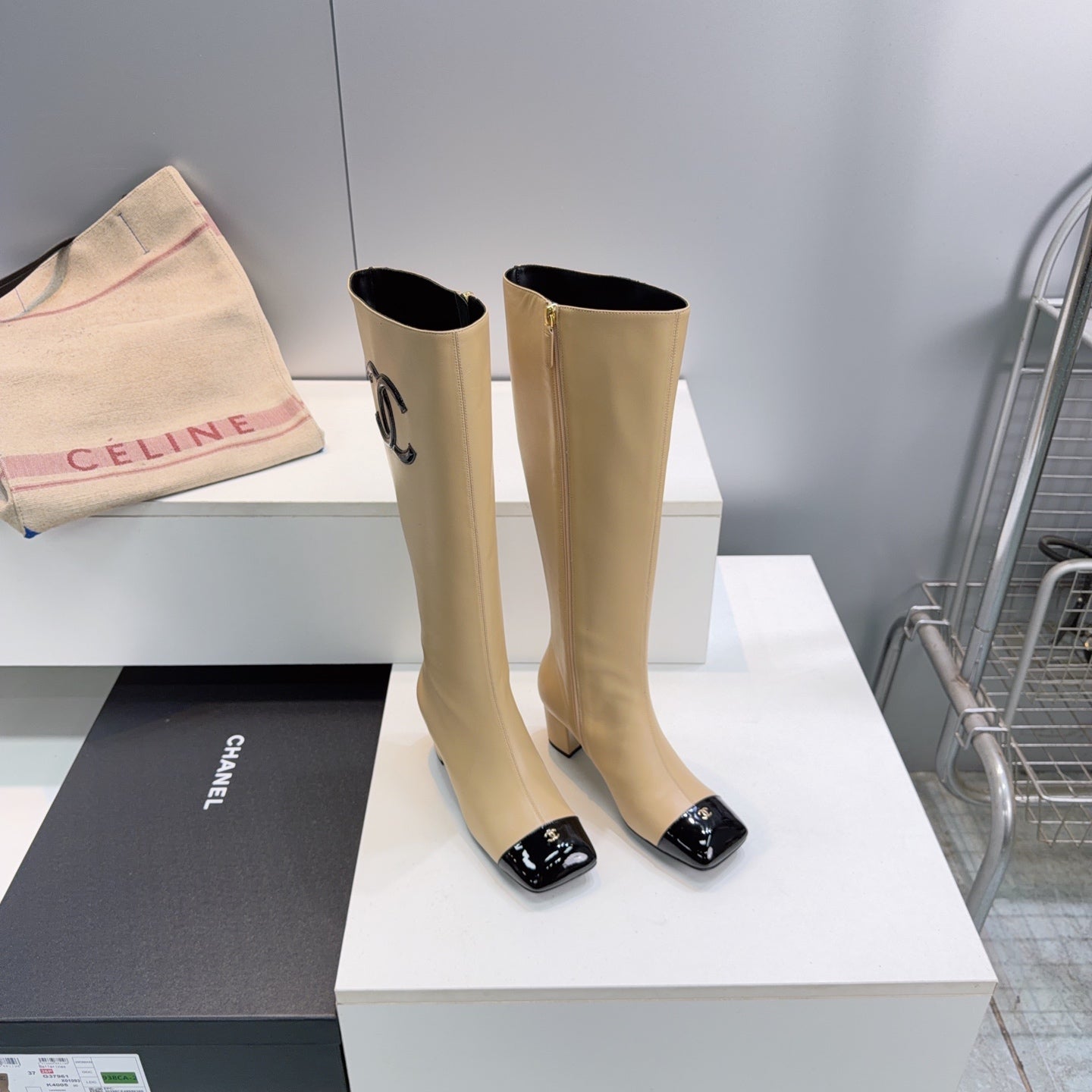 CC 26s Cap-Toe Knee-High Boots 4.5cm White Stretch Lambskin 966843