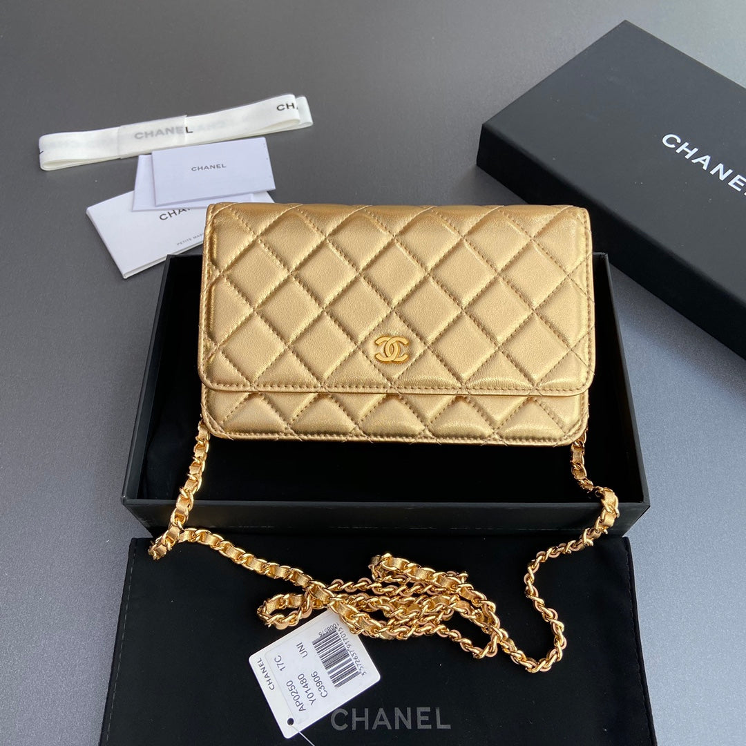 CC Woc 20cm Gold Metalic Calfskin Gold Hardware