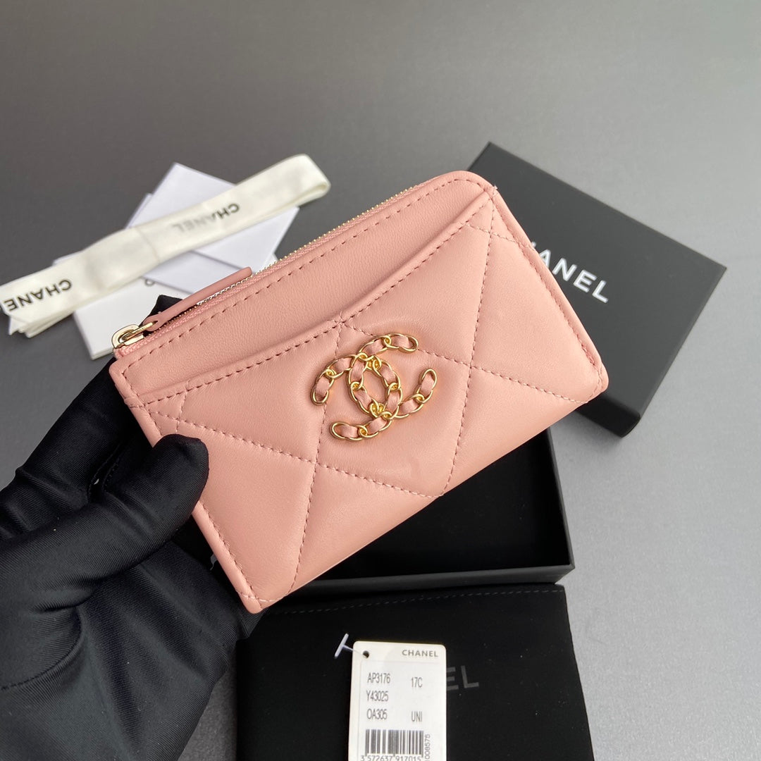CC 19 Zipper Card Holder Pink Sheepskin GHW 234764