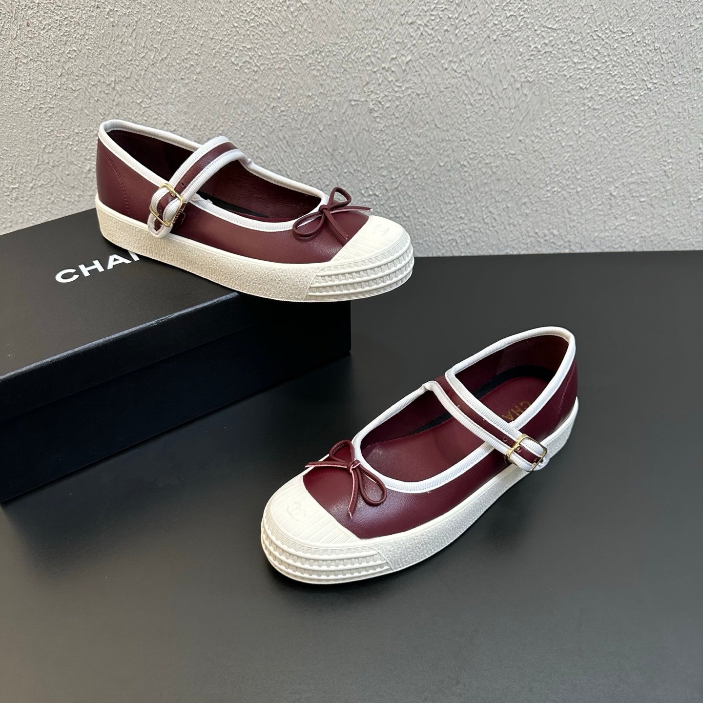 CC 26s Mary Jane Flat Burgundy White Lambskin 846327