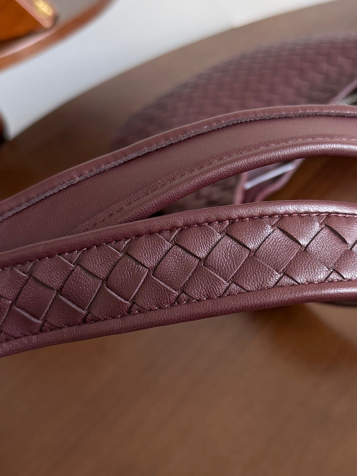 BV 25s Veneto Bag 27cm Burugndy Calfskin Hardware
