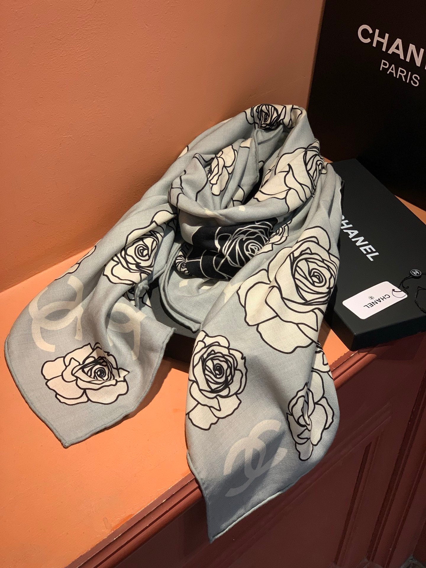 CC Camellia Scarf 140cm Grey Colorful Cashmere Silk 168125