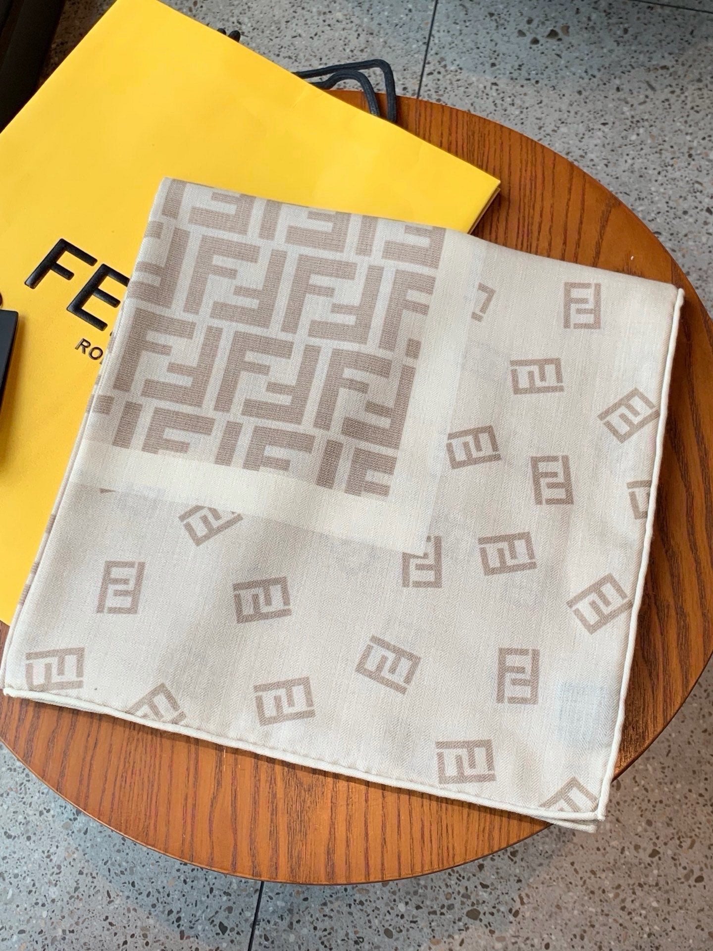 Fendi Scarf 140*140cm Cream Cashmere Silk 286296