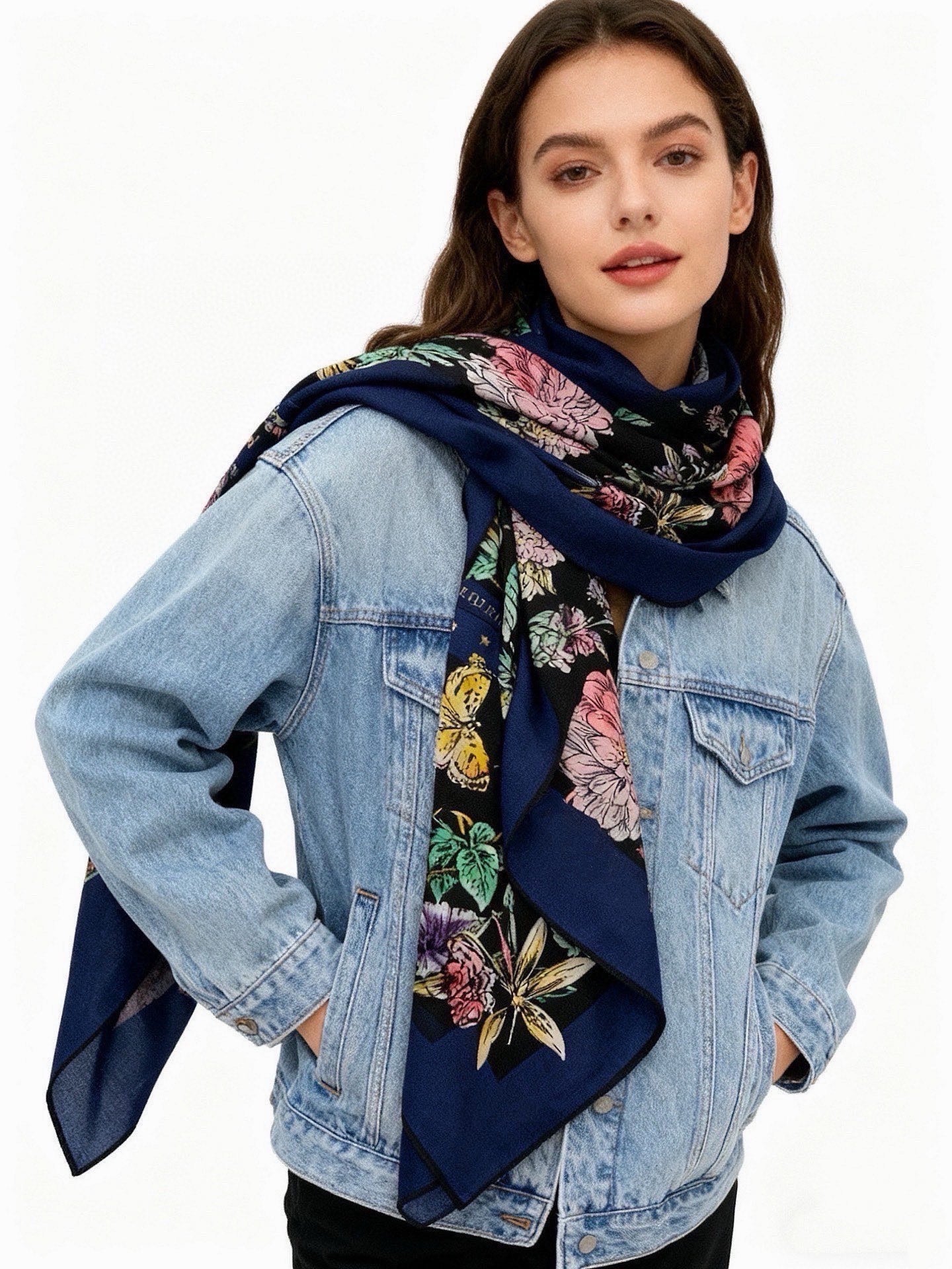 CD 26s Astral Flowers Scarf 90x90 Blue Mulberry Silk Cashmere 328857