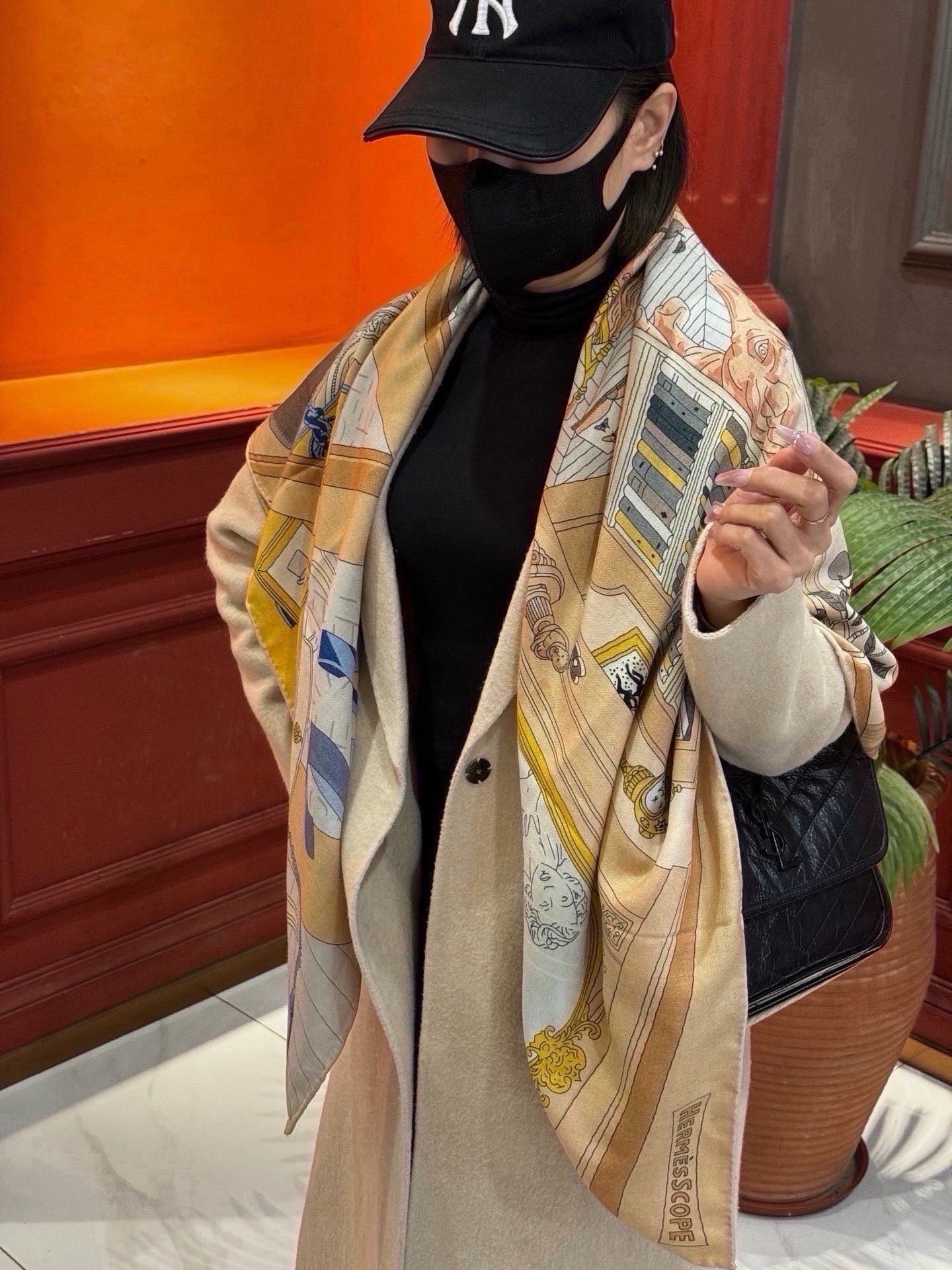 HM 26s Scarf 140 In Cashmere And Silk 216494