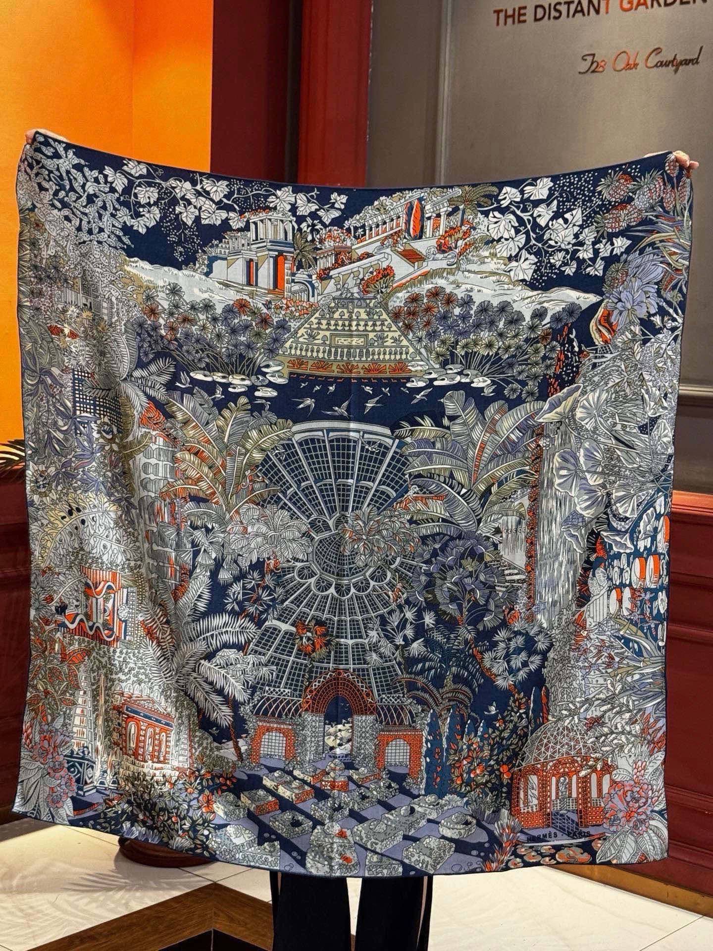 HM 26s Scarf 140 In Cashmere And Silk 441184